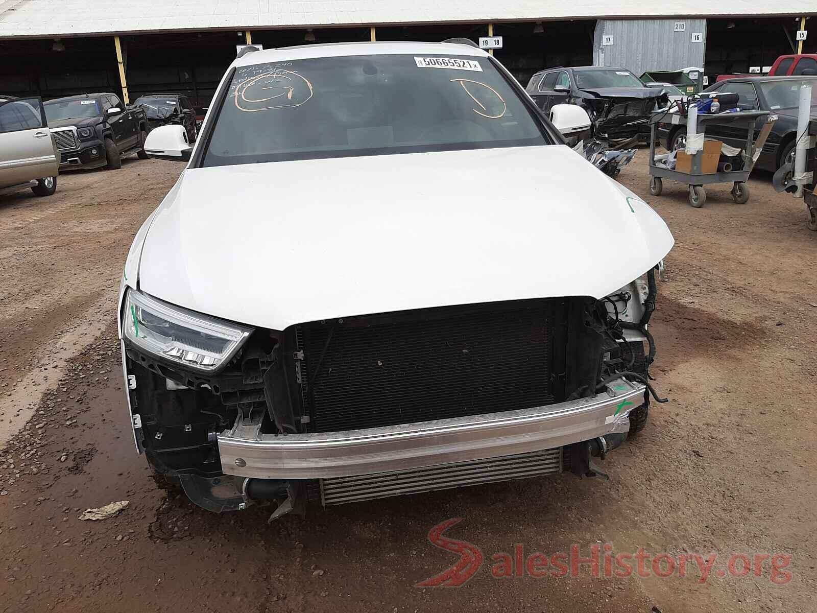 WA1HCCFS8JR000906 2018 AUDI Q3