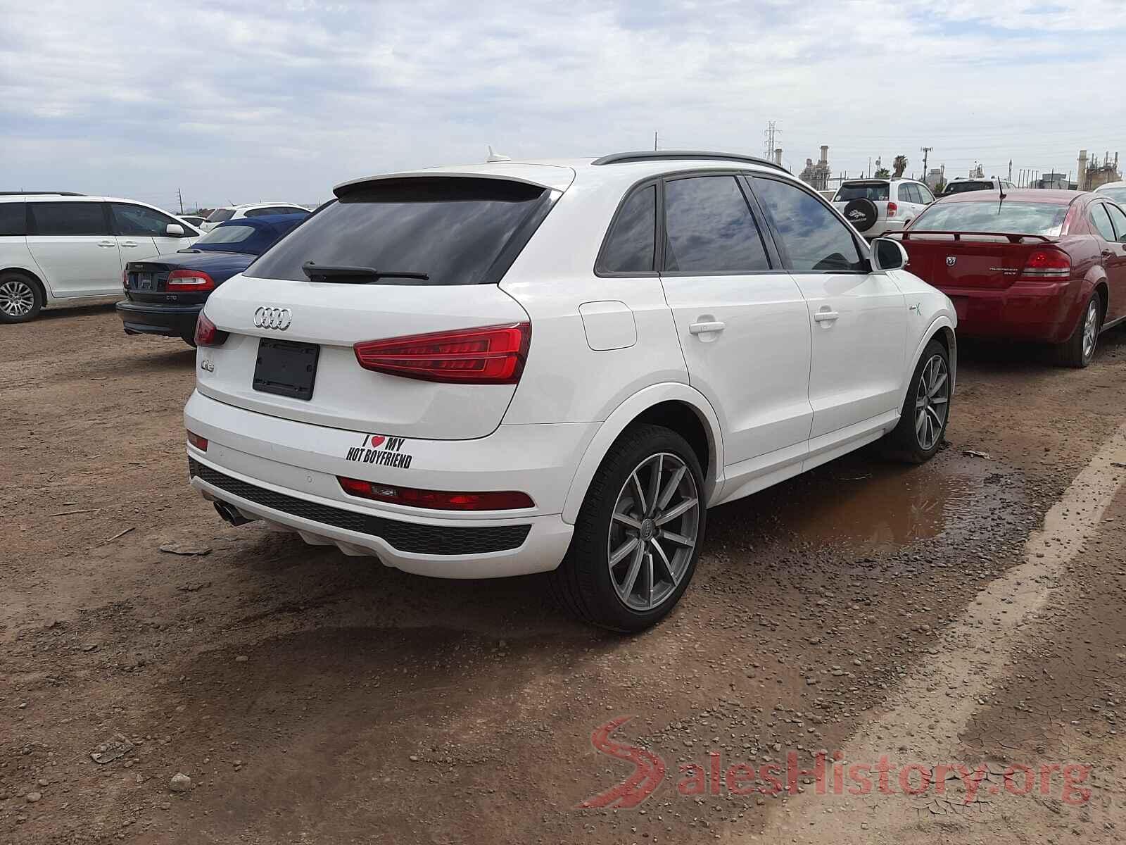 WA1HCCFS8JR000906 2018 AUDI Q3