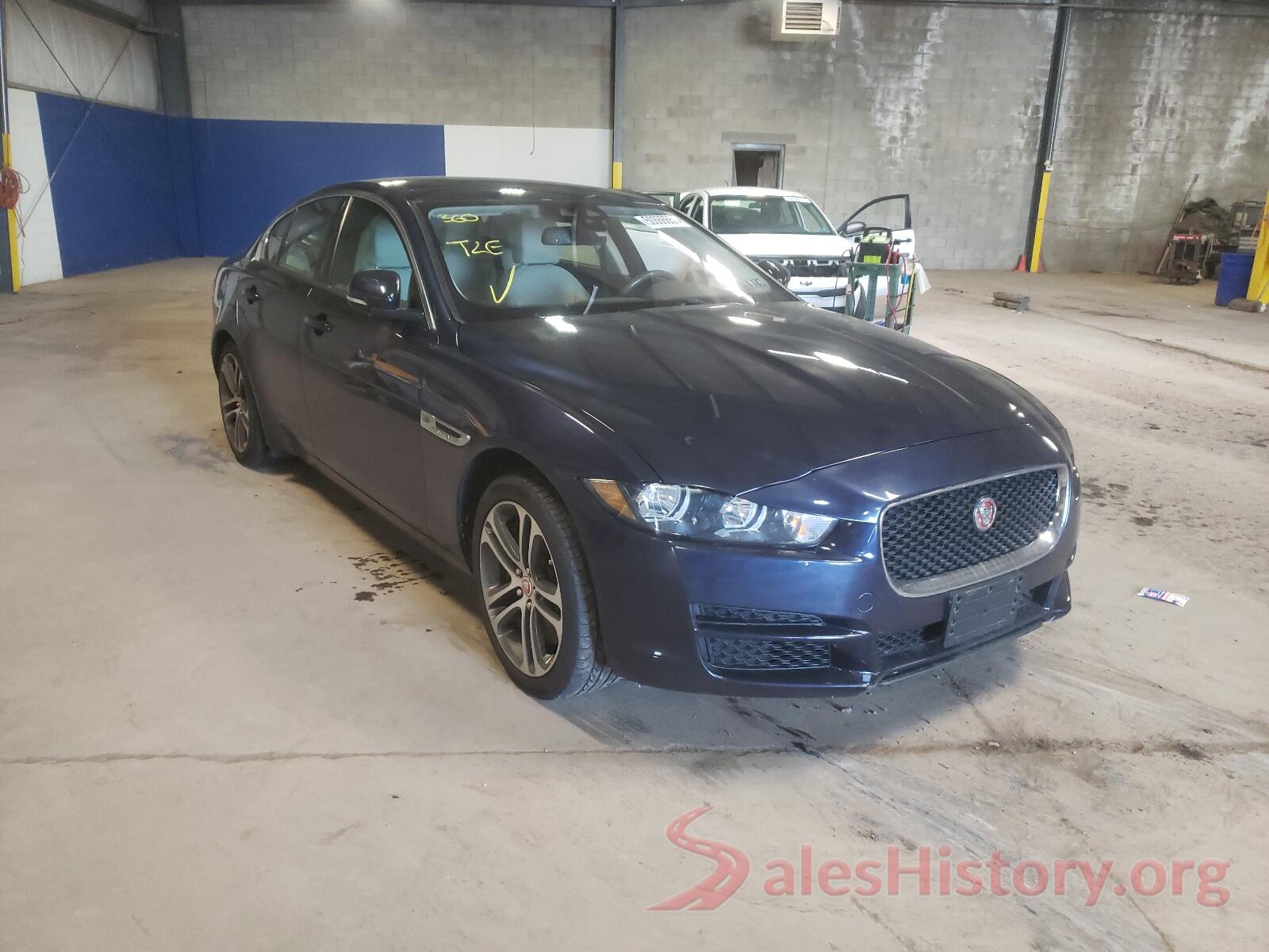 SAJAJ4BV1HA957259 2017 JAGUAR XE