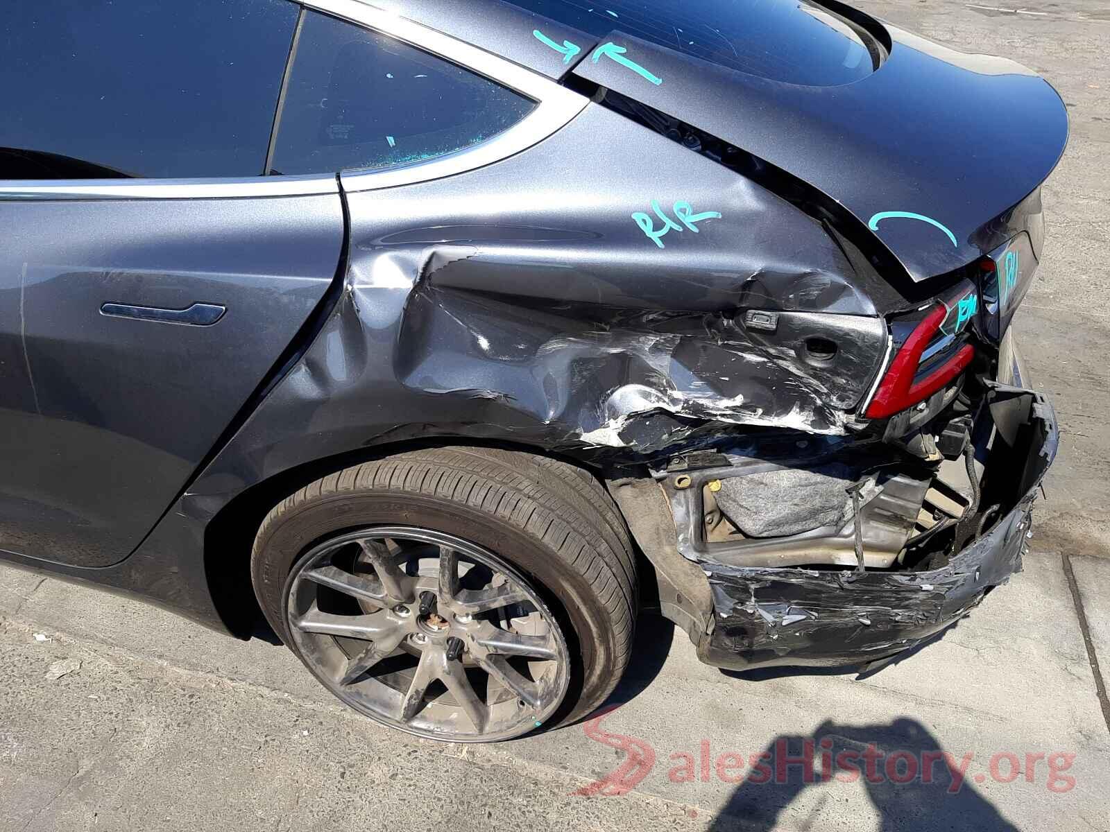 5YJ3E1EB4JF104203 2018 TESLA MODEL 3