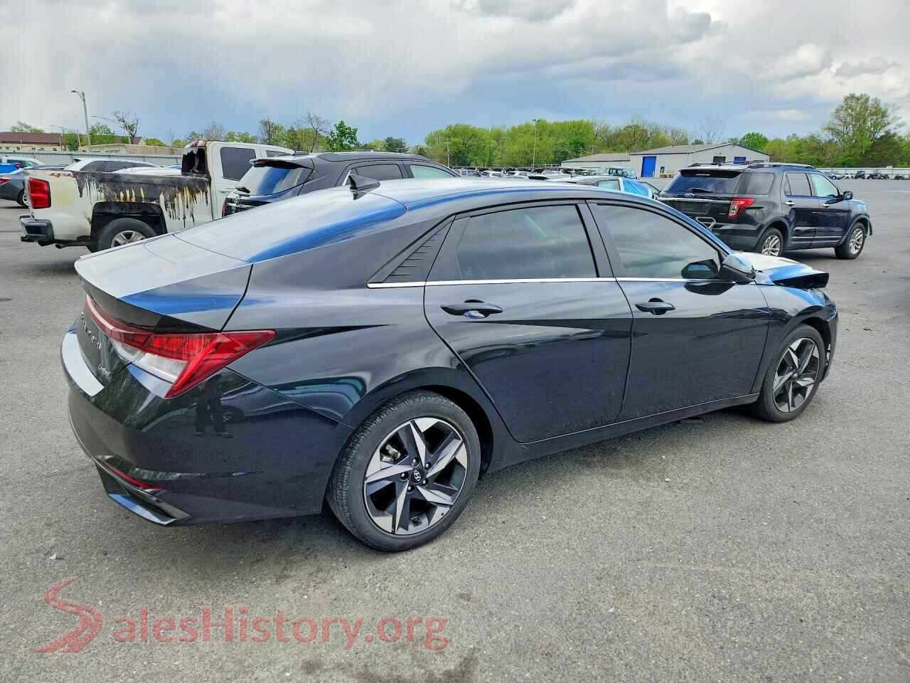 2023 HYUNDAI ELANTRA VIN 5NPLP4AG0PH105503, right side view