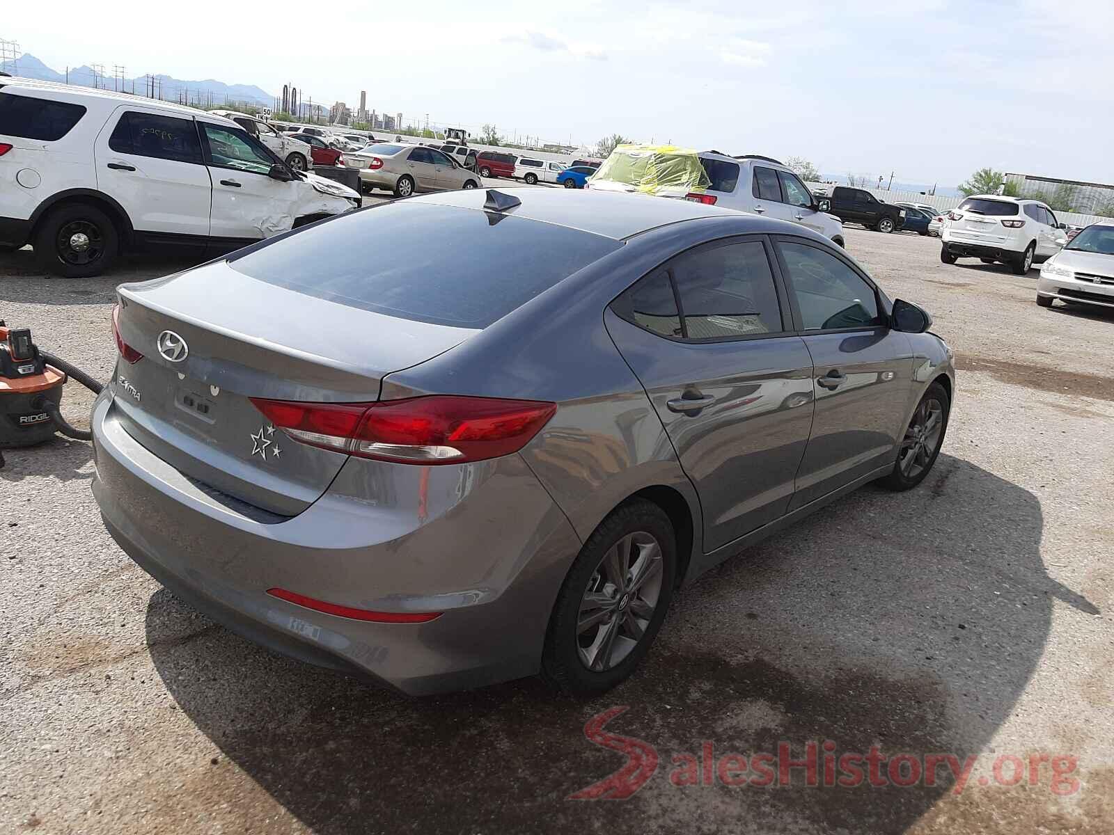 5NPD84LF0JH296711 2018 HYUNDAI ELANTRA