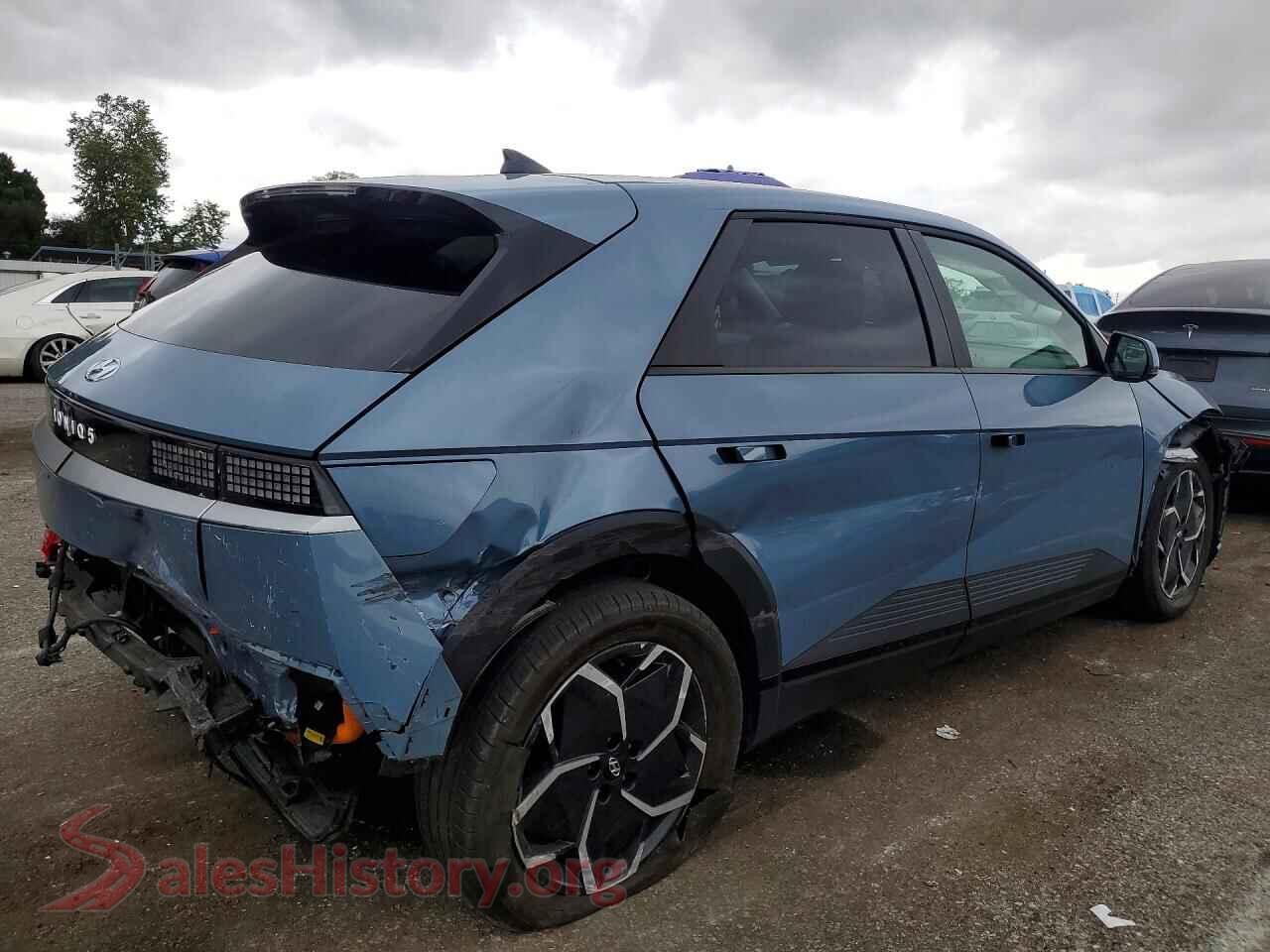 2024 HYUNDAI IONIQ VIN KM8KM4DE3RU341808, right side view