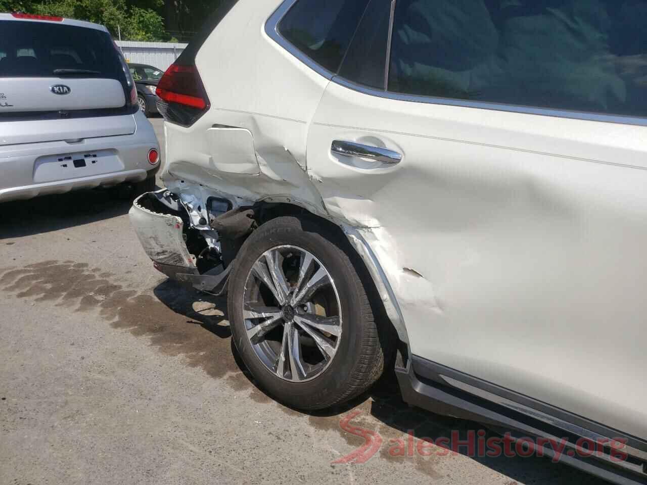 5N1AT2MV5HC863220 2017 NISSAN ROGUE