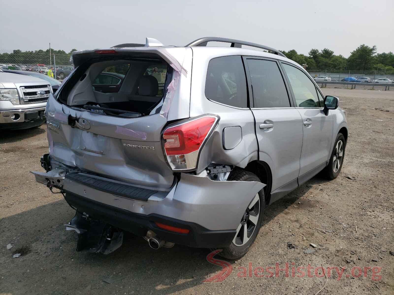 JF2SJARC3JH606017 2018 SUBARU FORESTER