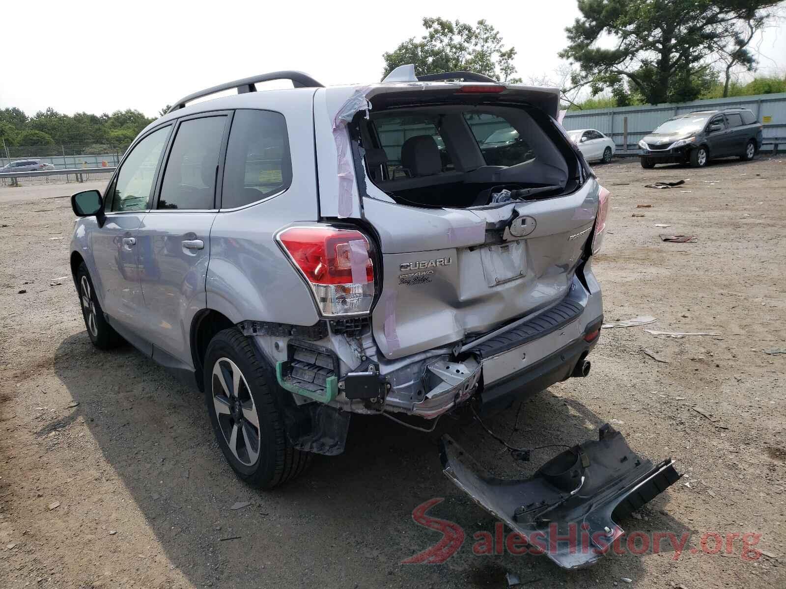 JF2SJARC3JH606017 2018 SUBARU FORESTER