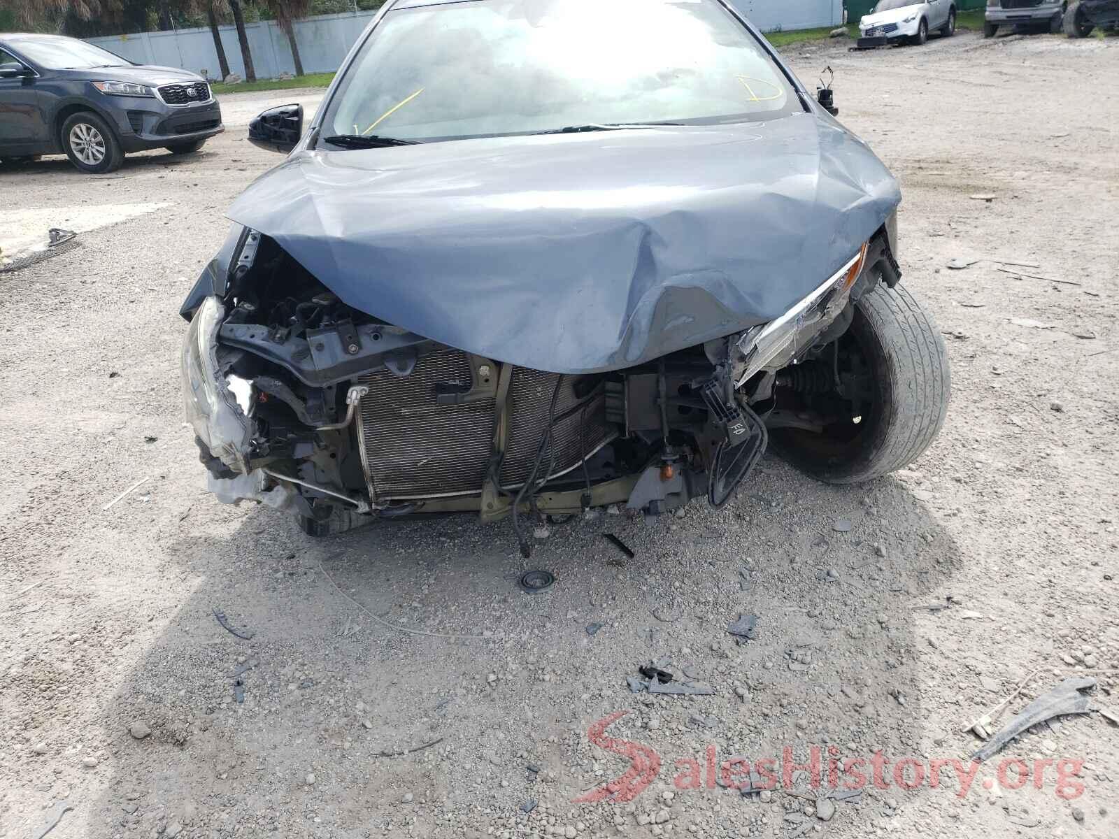 2T1BURHE2HC800401 2017 TOYOTA COROLLA