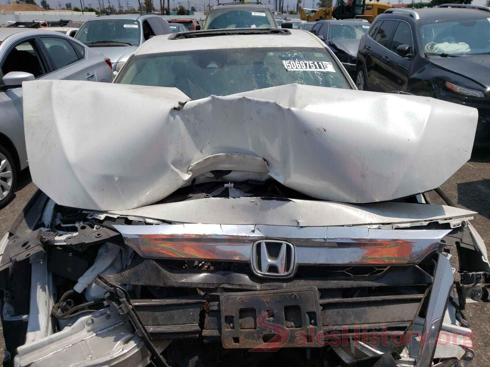 1HGCV1F48JA048731 2018 HONDA ACCORD