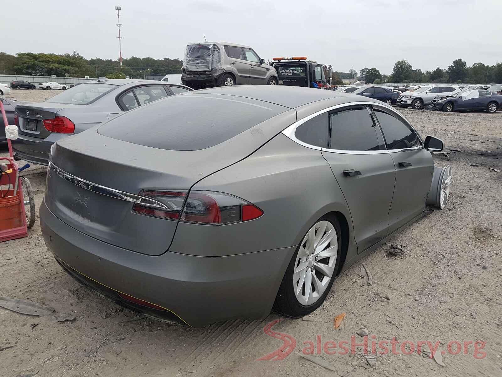 5YJSA1E21JF291424 2018 TESLA MODEL S