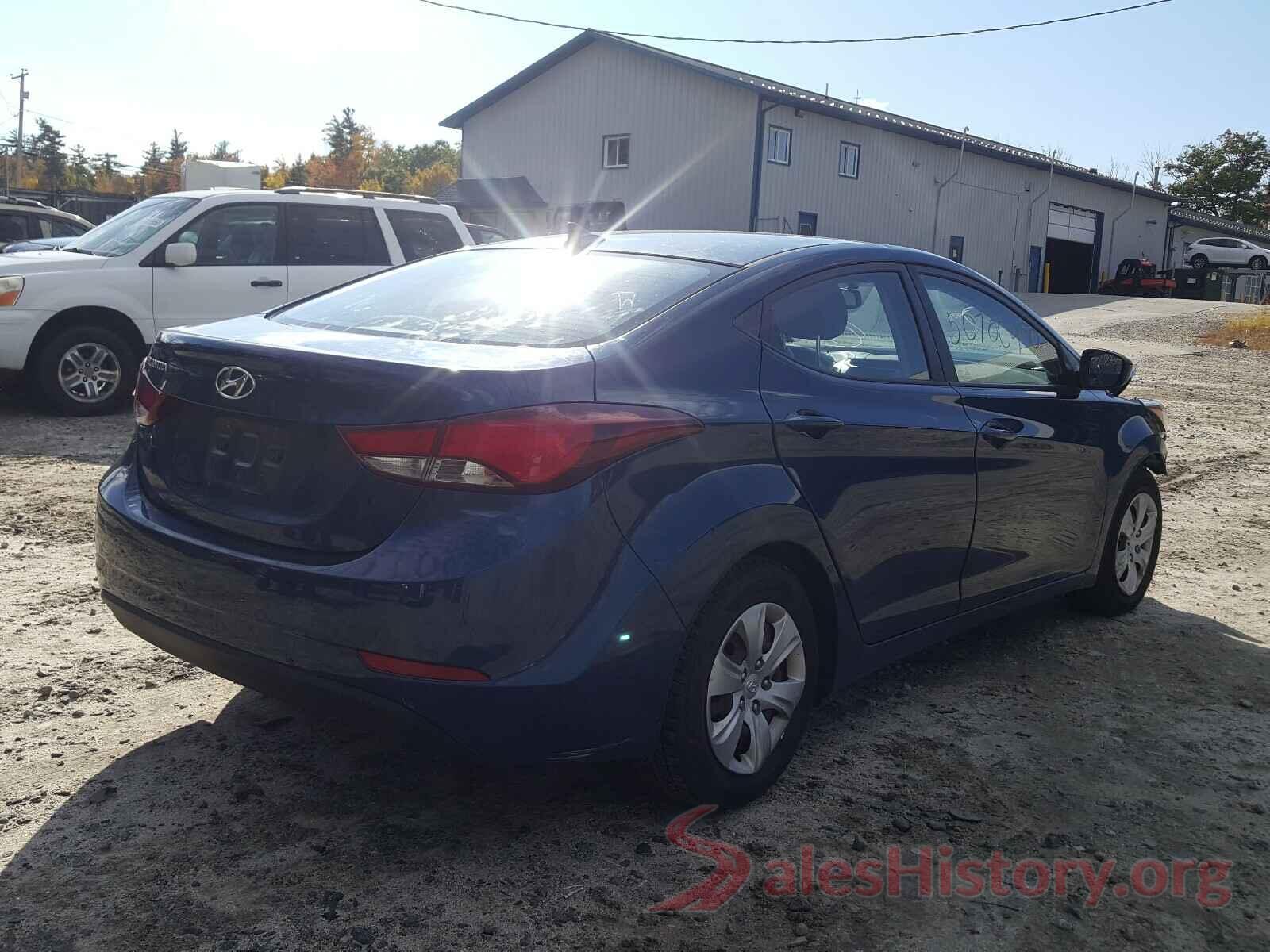 KMHDH4AE5GU492776 2016 HYUNDAI ELANTRA