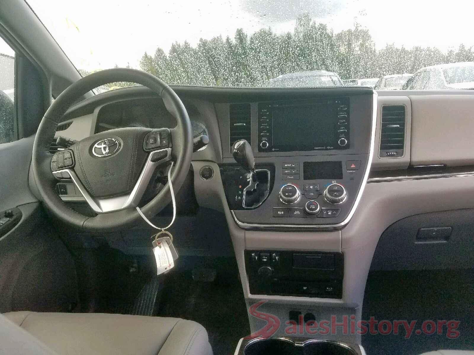 5TDDZ3DCXJS193799 2018 TOYOTA SIENNA