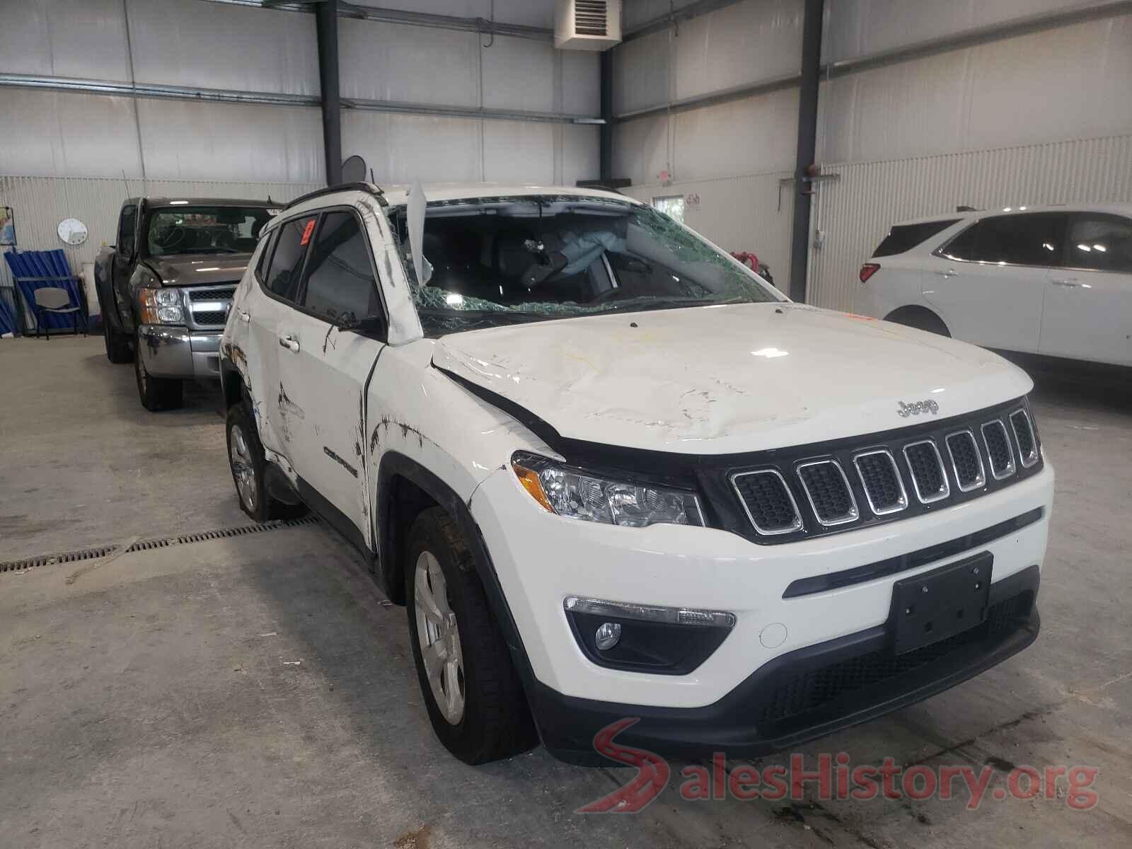 3C4NJDBB1JT418077 2018 JEEP COMPASS