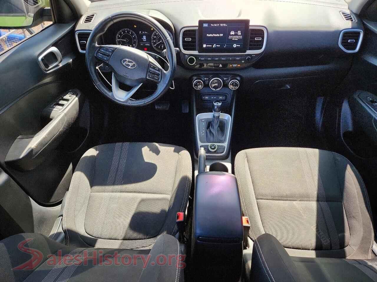 2022 HYUNDAI VENUE VIN KMHRC8A32NU154159, interior dashboard