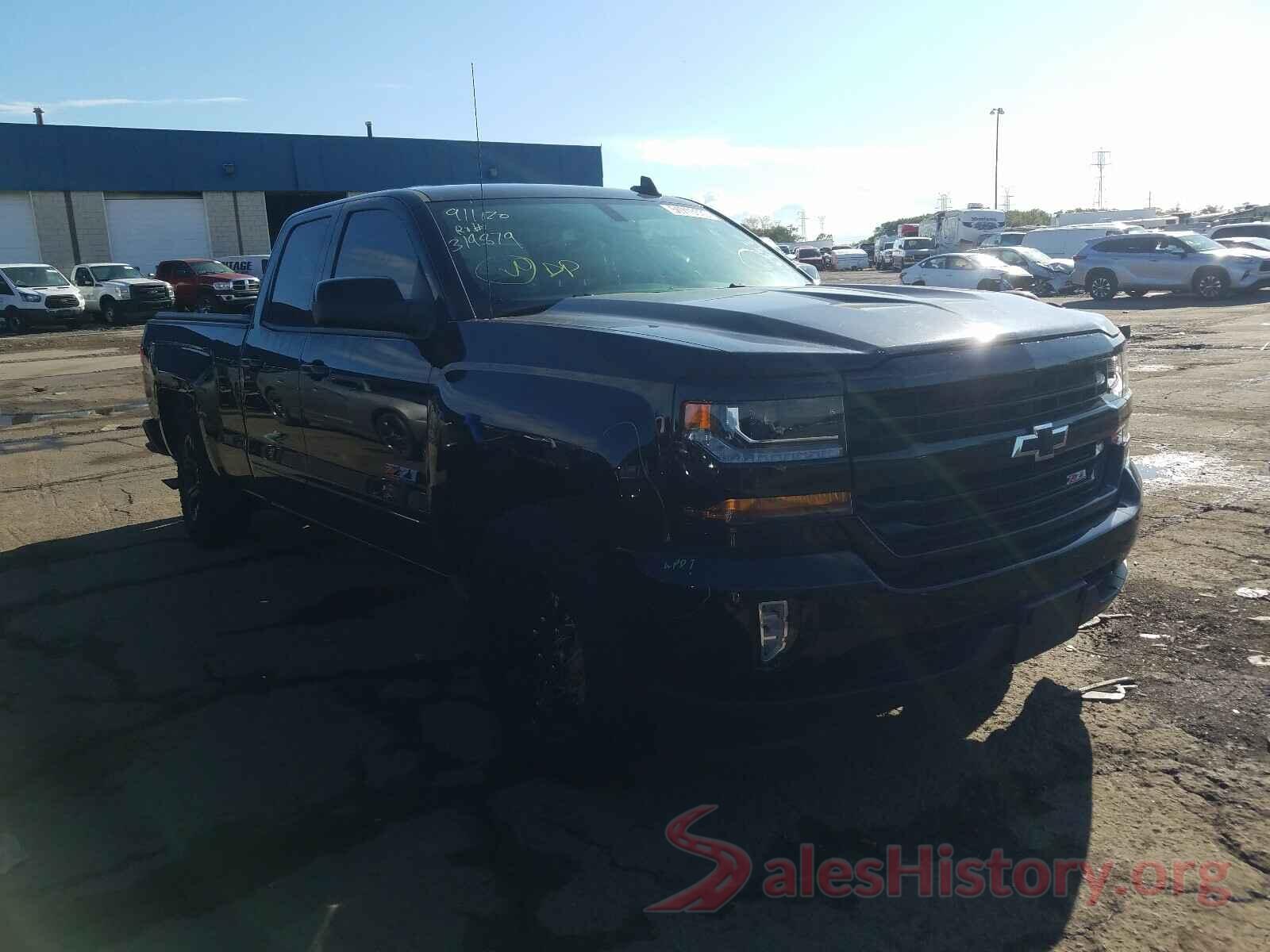 1GCVKREC0JZ125942 2018 CHEVROLET SILVERADO