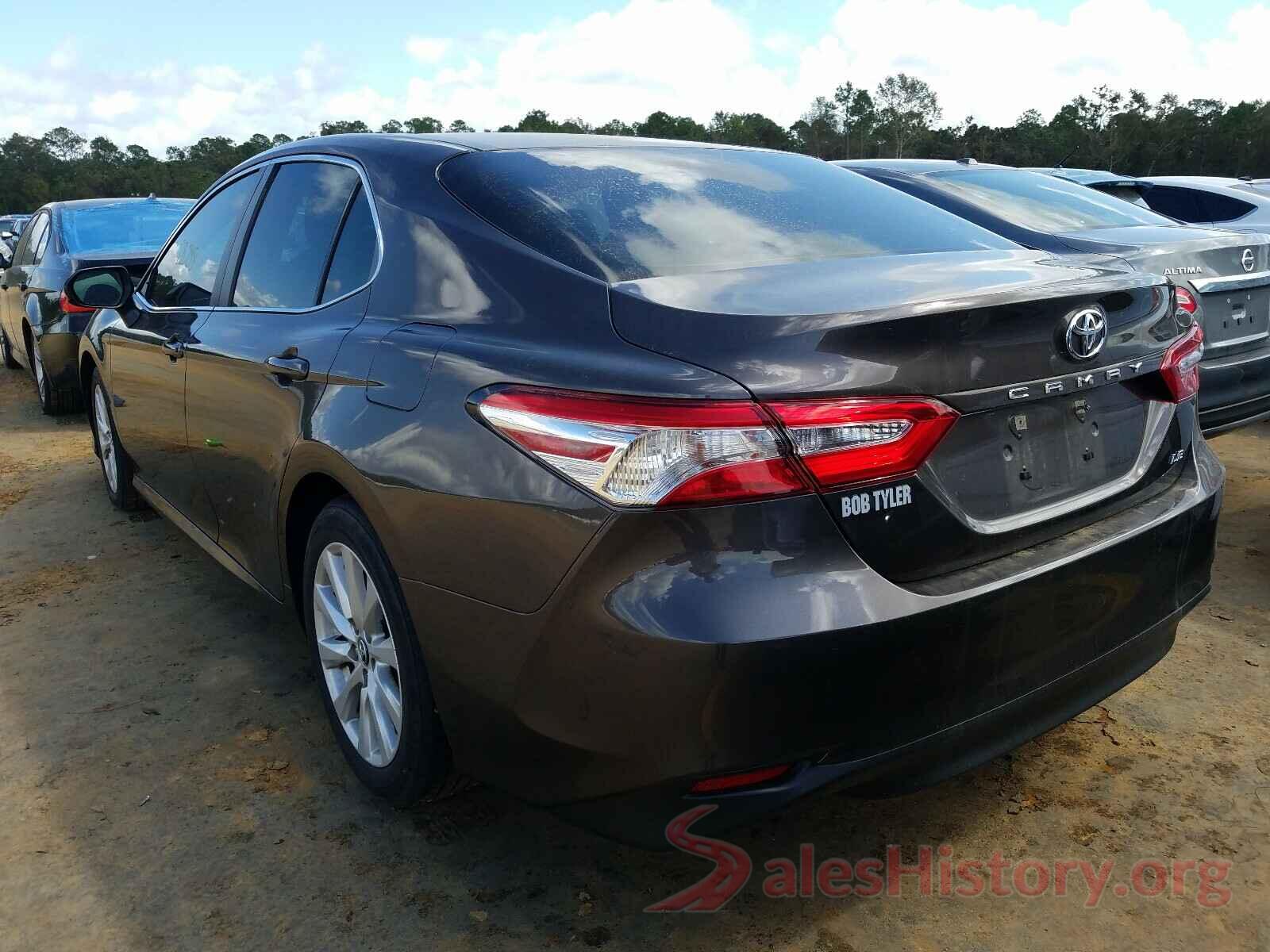 4T1B11HK4JU106300 2018 TOYOTA CAMRY