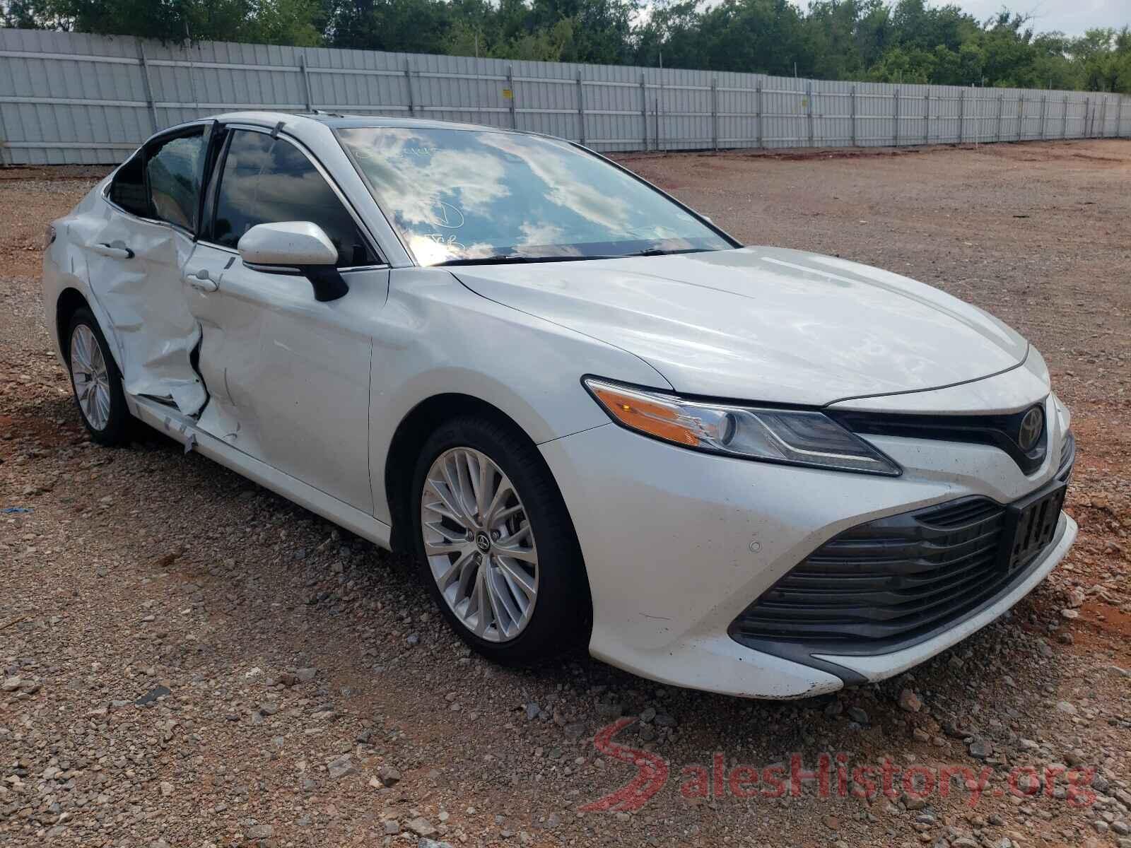 4T1B11HK7JU005445 2018 TOYOTA CAMRY