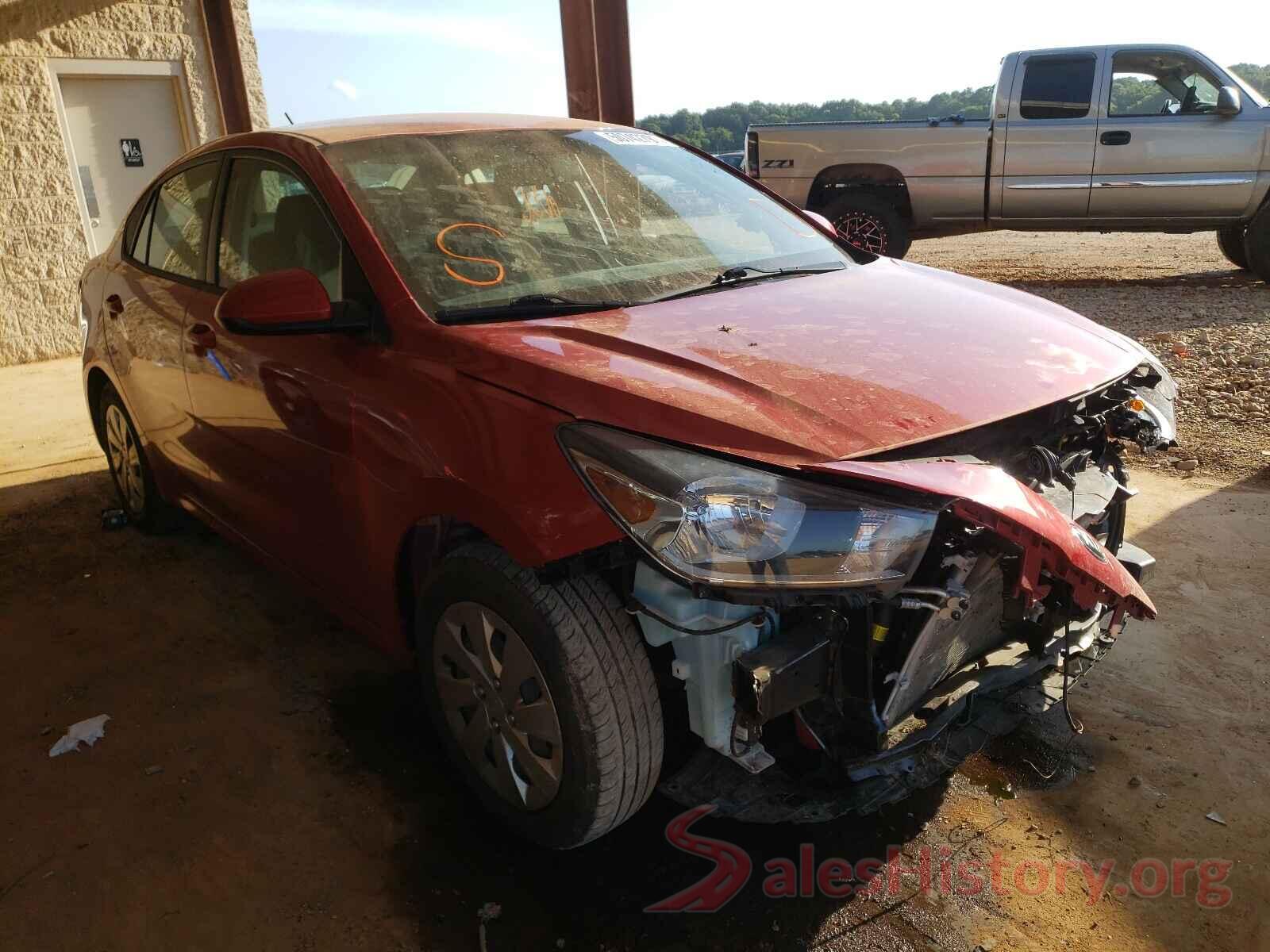 3KPA24AB5JE133691 2018 KIA RIO