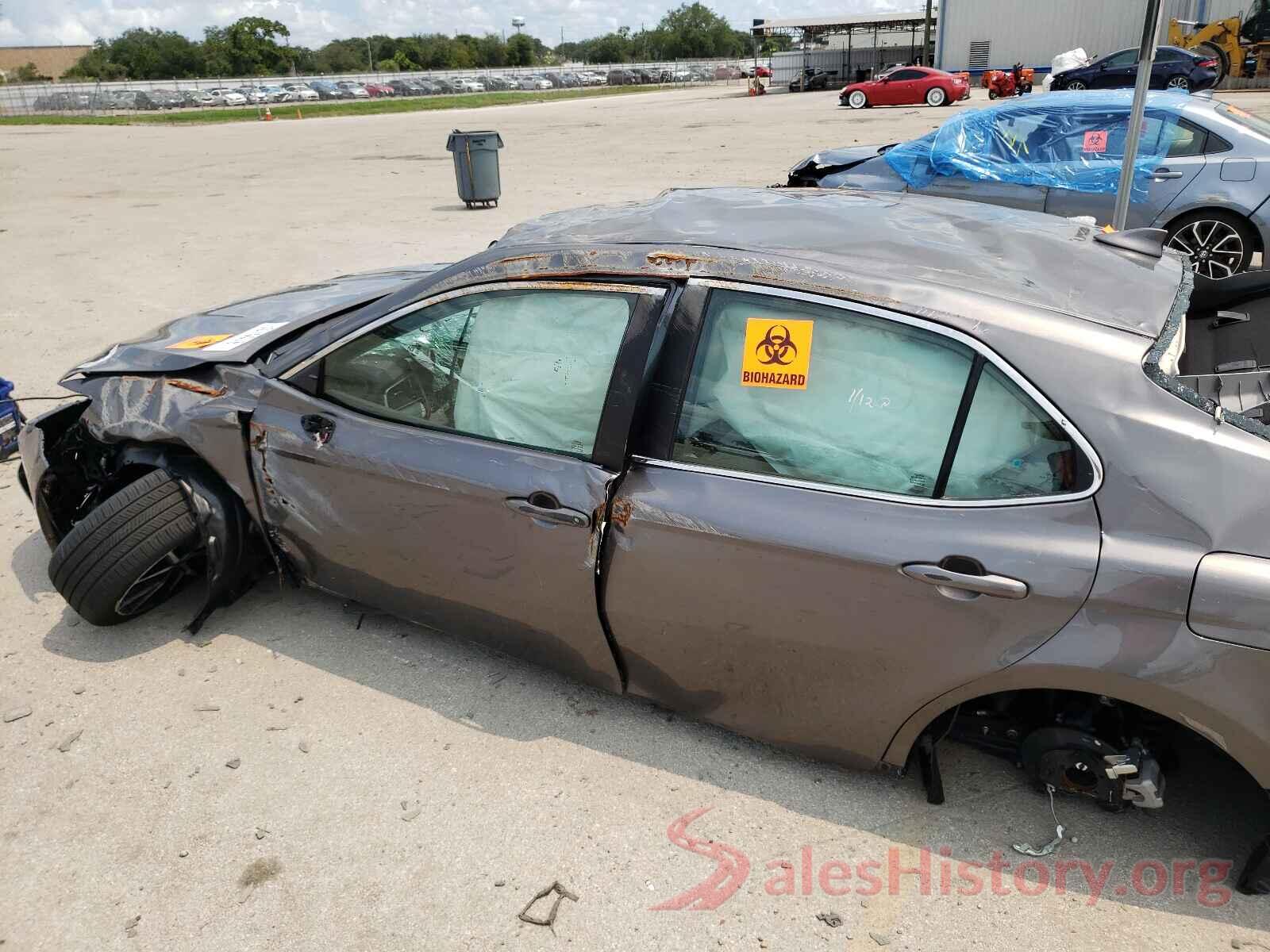 4T1G11AK7MU516903 2021 TOYOTA CAMRY