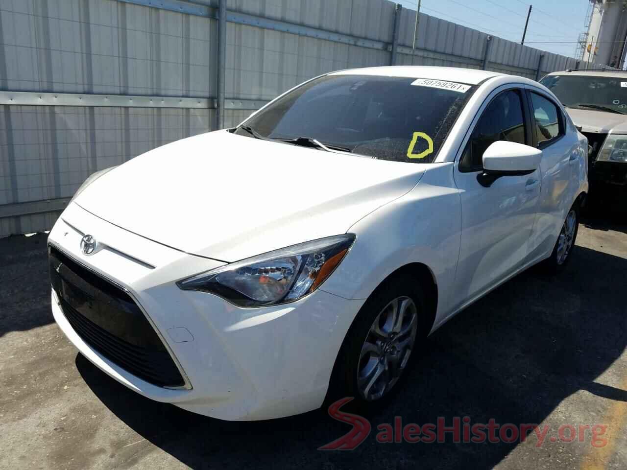 3MYDLBYV1HY166597 2017 TOYOTA YARIS