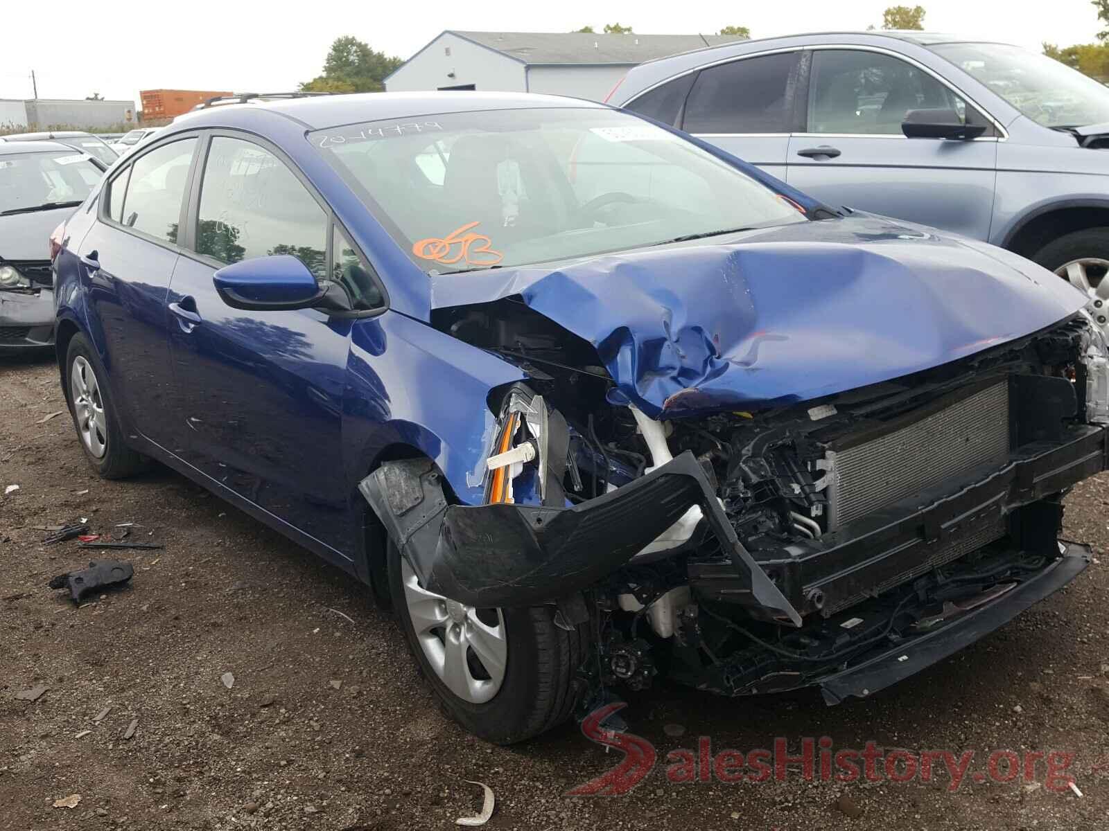 3KPFK4A78JE260100 2018 KIA FORTE