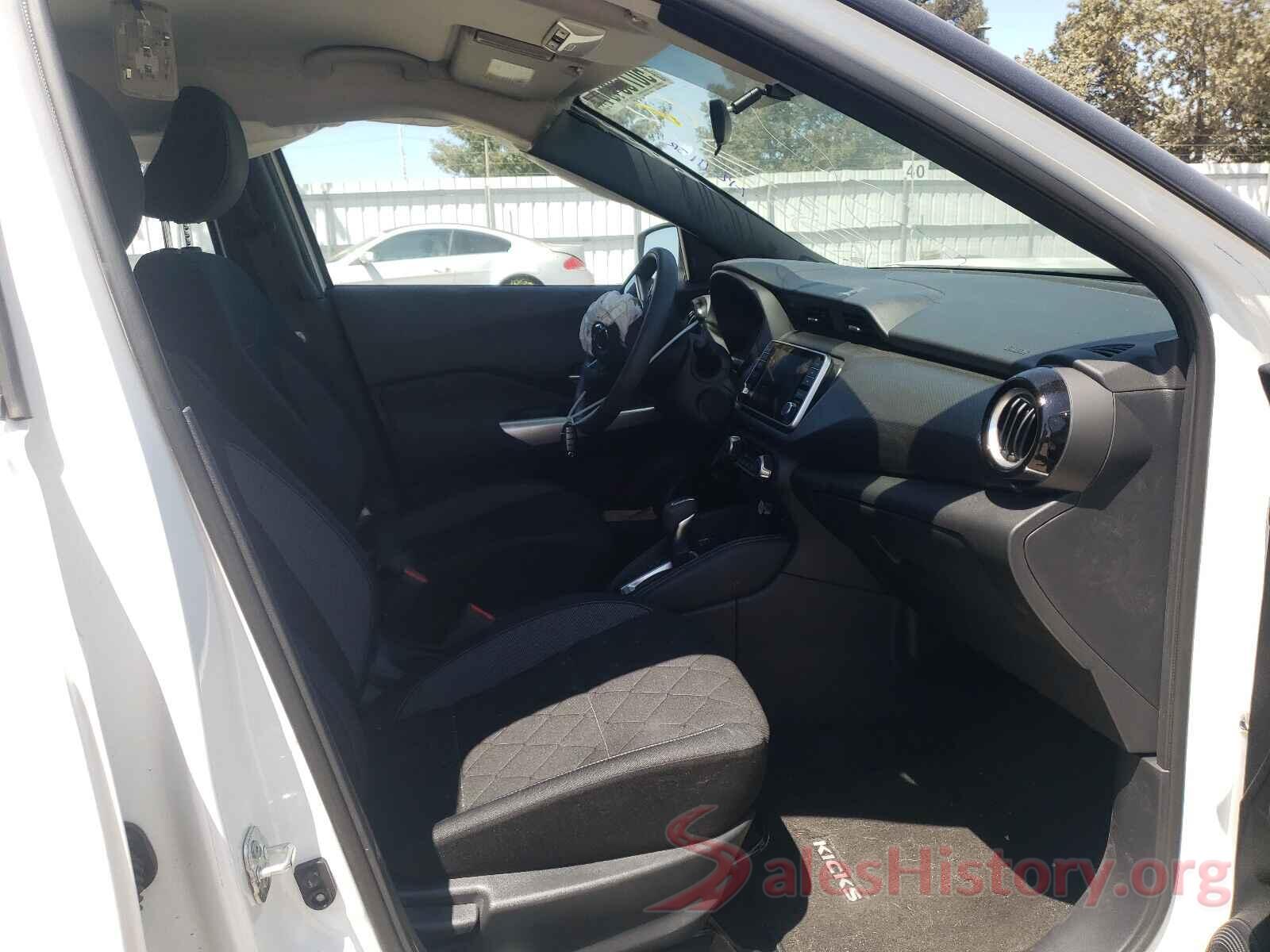 3N1CP5CU1KL565404 2019 NISSAN KICKS