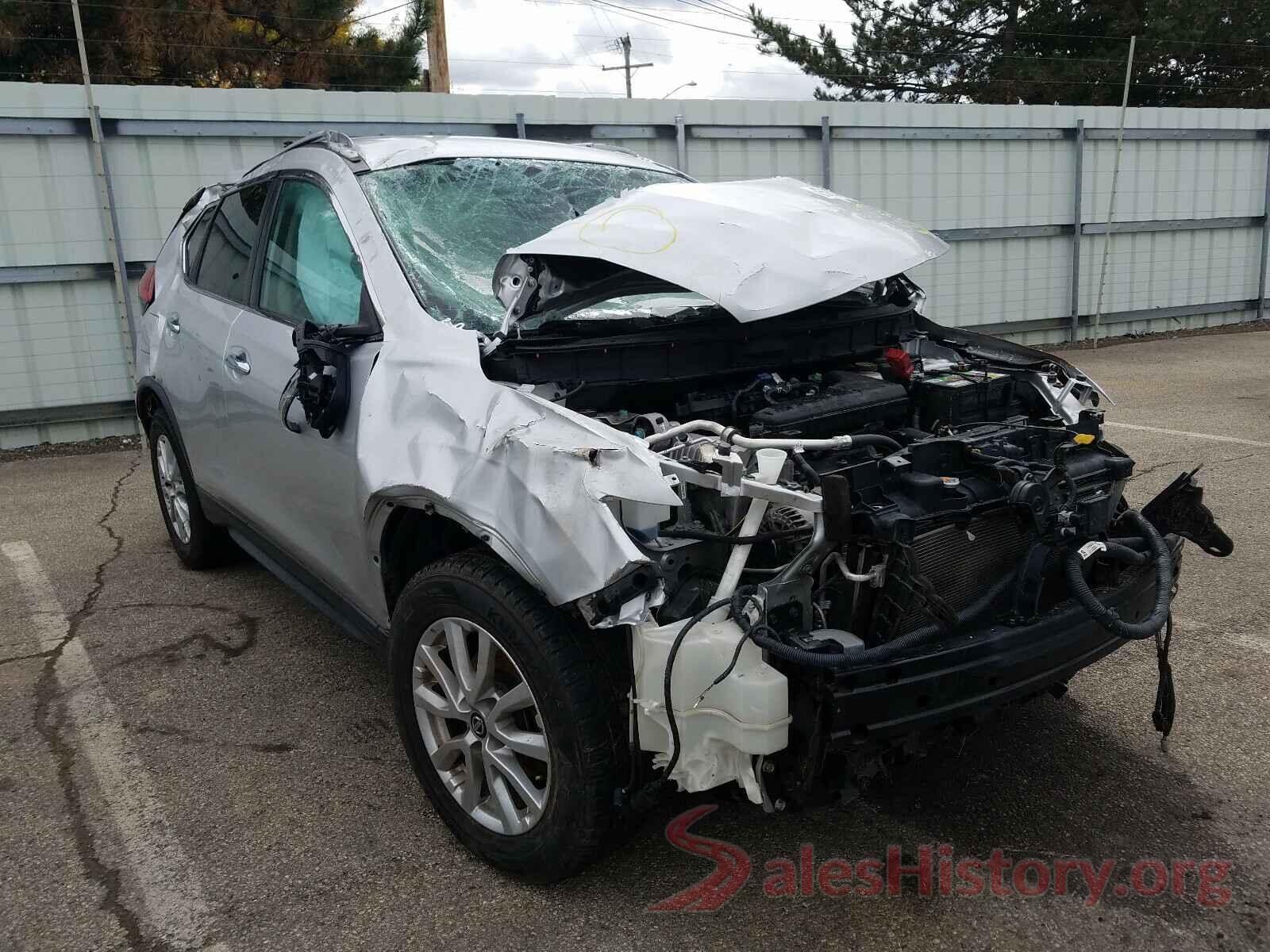 KNMAT2MT3HP589723 2017 NISSAN ROGUE