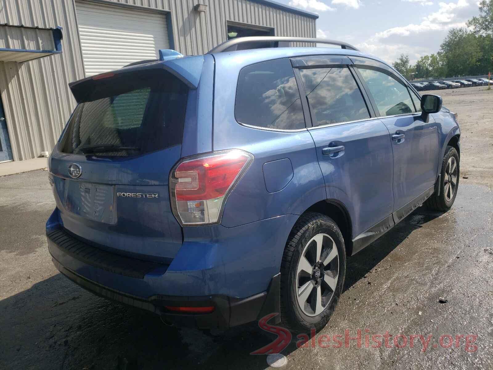 JF2SJAJC5JH532126 2018 SUBARU FORESTER