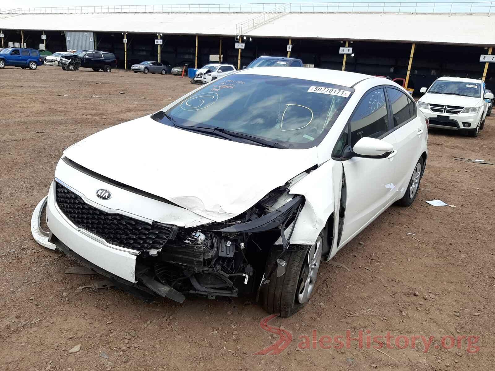 3KPFK4A79HE049403 2017 KIA FORTE