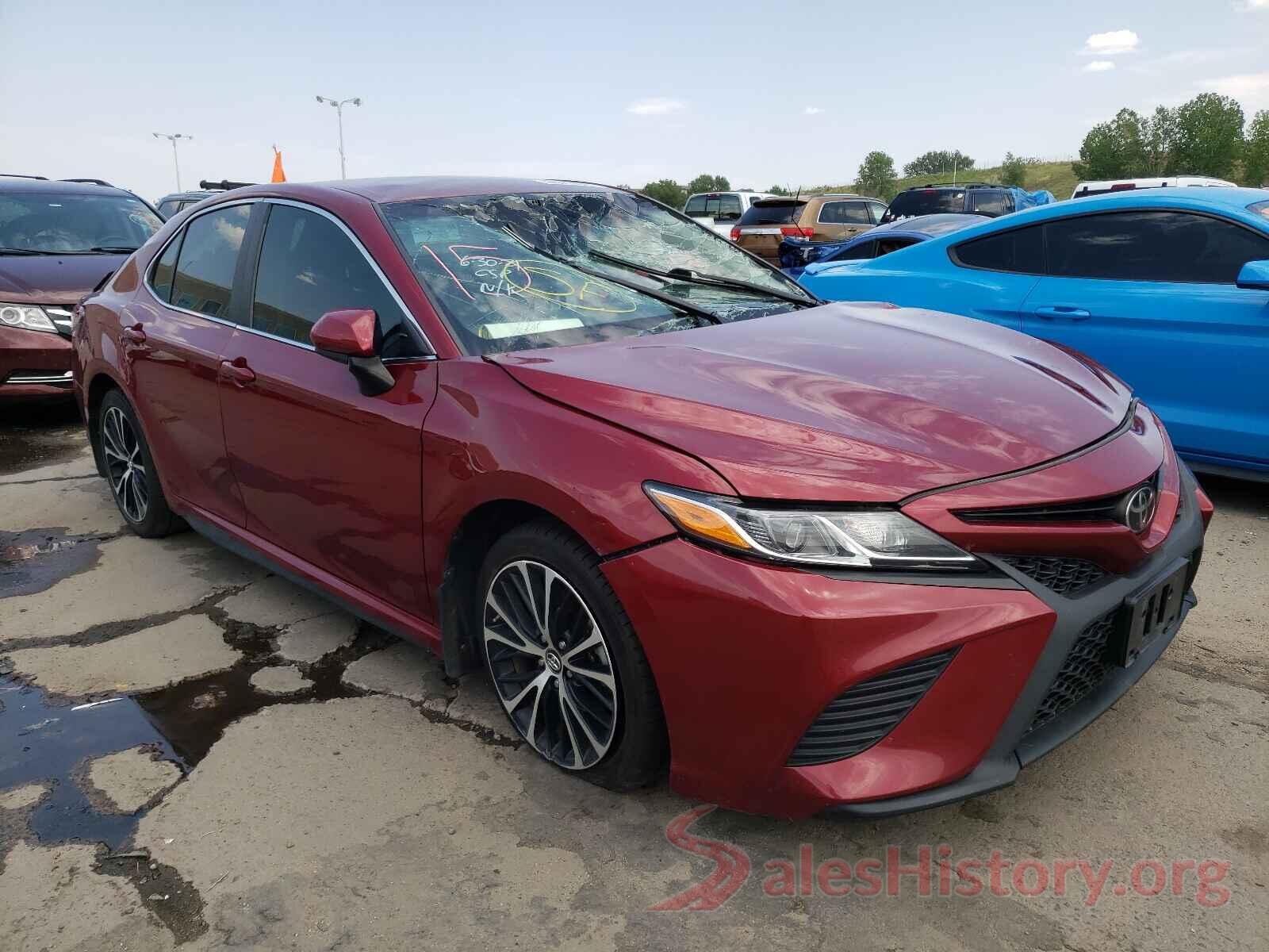 4T1B11HK5JU635514 2018 TOYOTA CAMRY