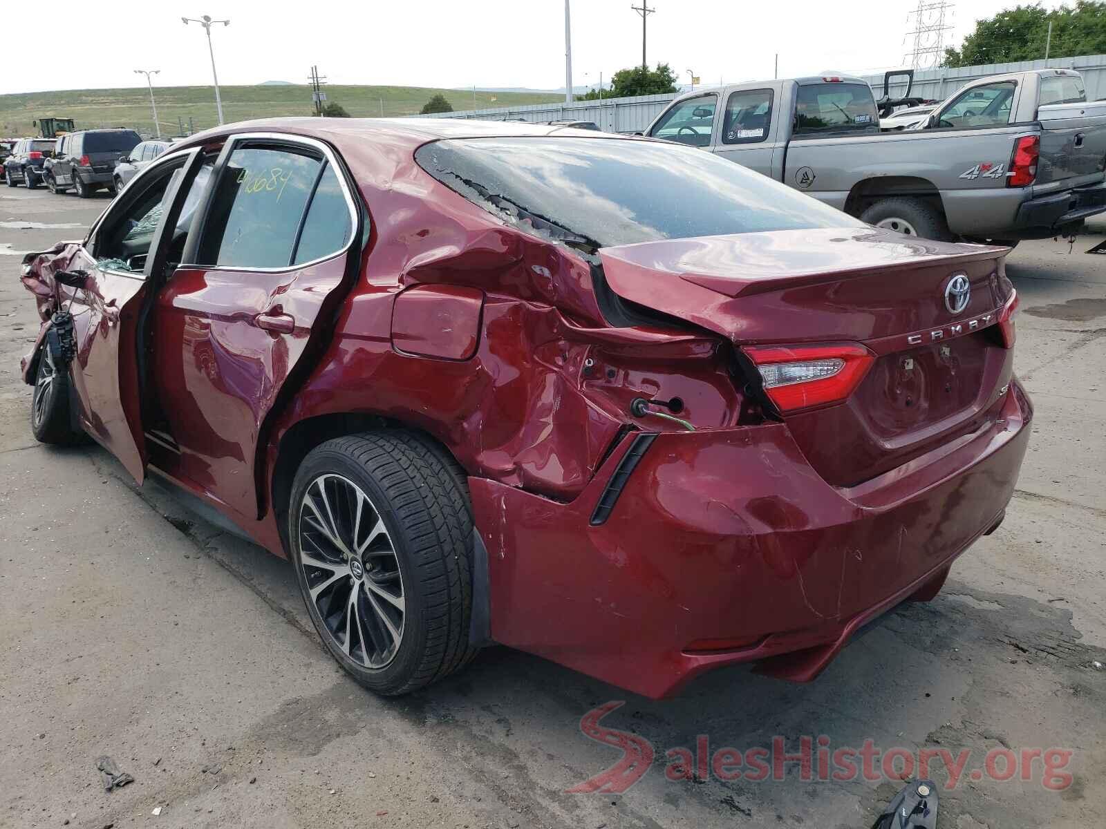 4T1B11HK5JU635514 2018 TOYOTA CAMRY