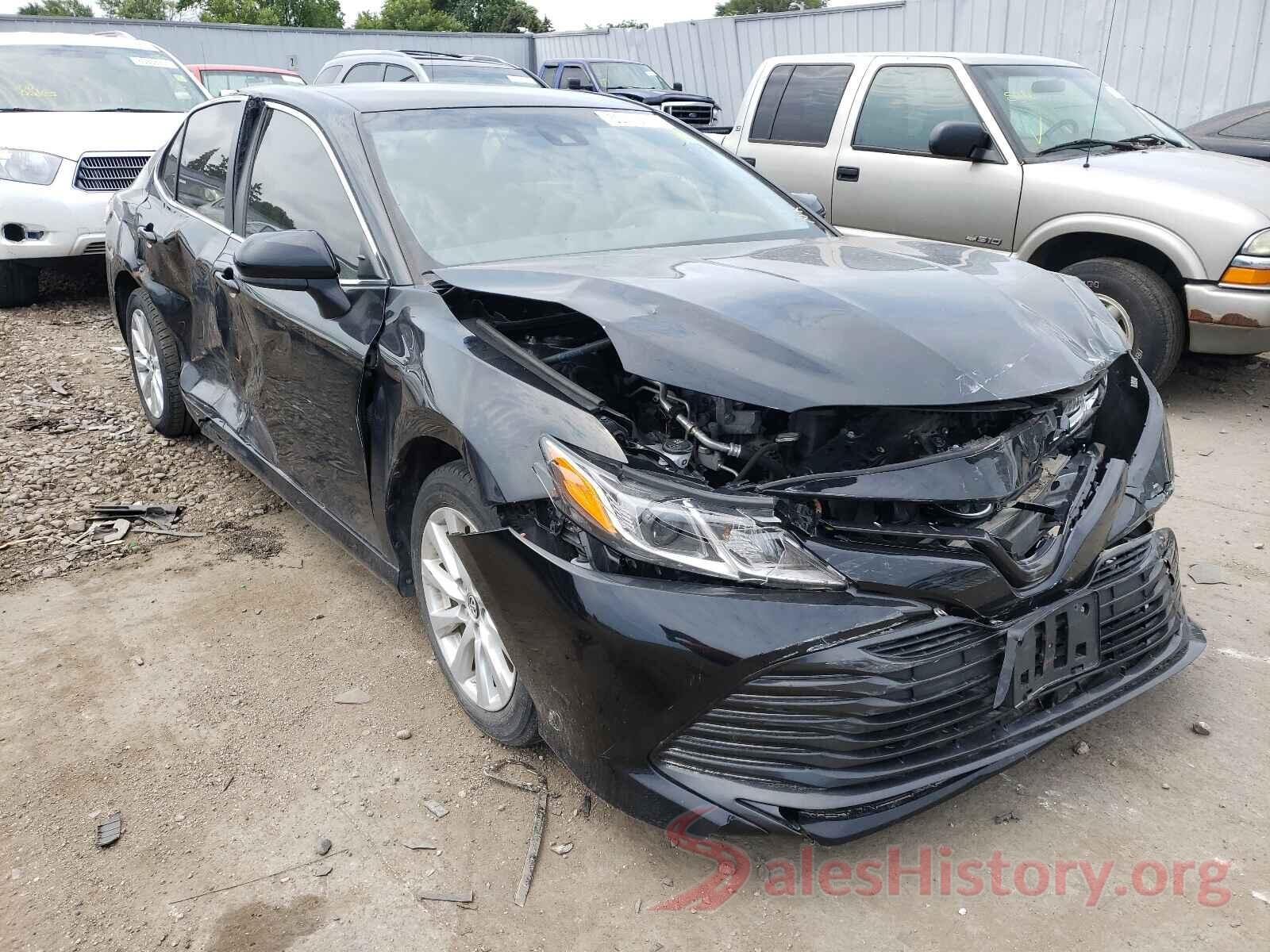 JTNB11HK8J3013754 2018 TOYOTA CAMRY