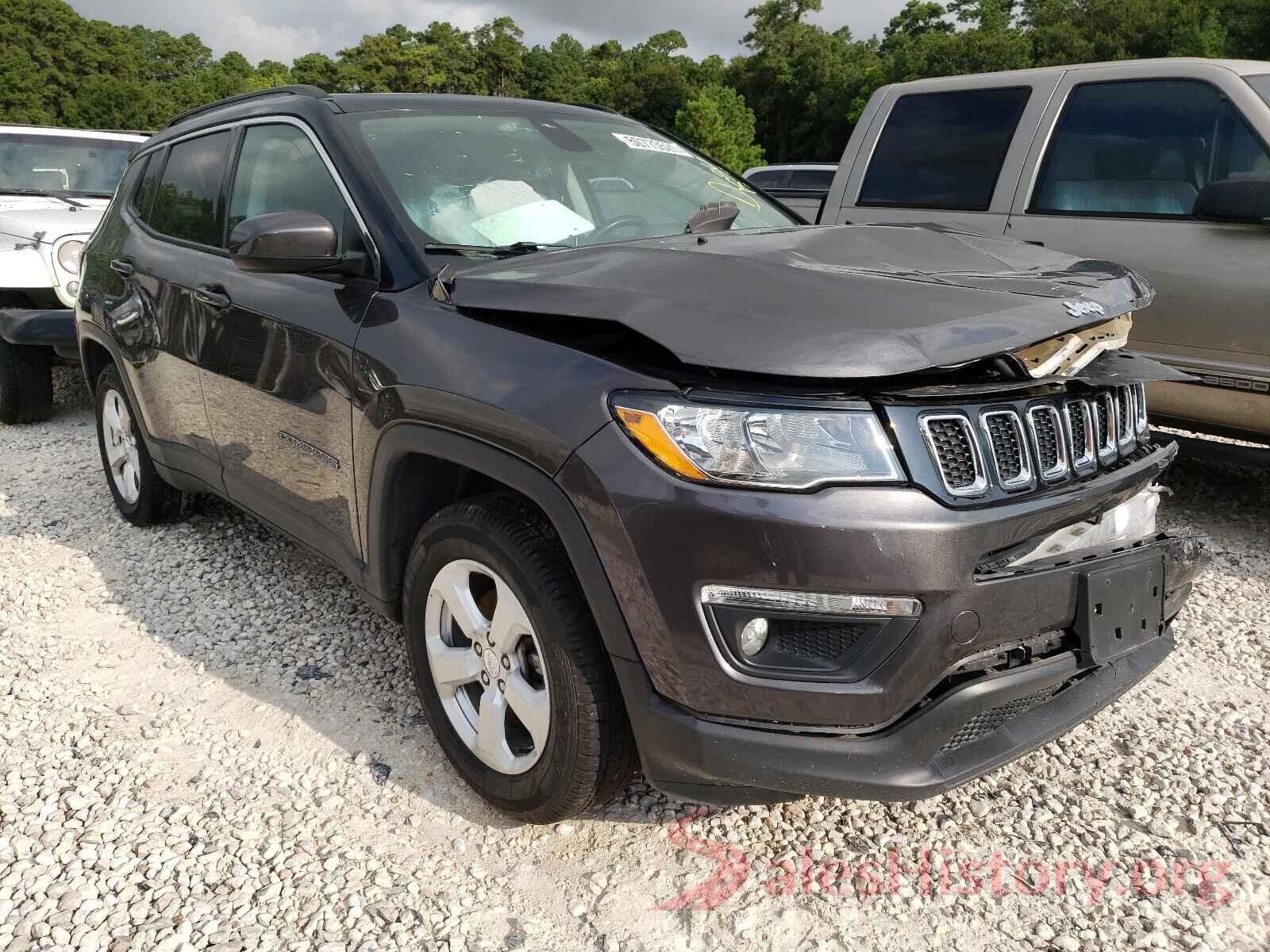 3C4NJDBB8JT161631 2018 JEEP COMPASS