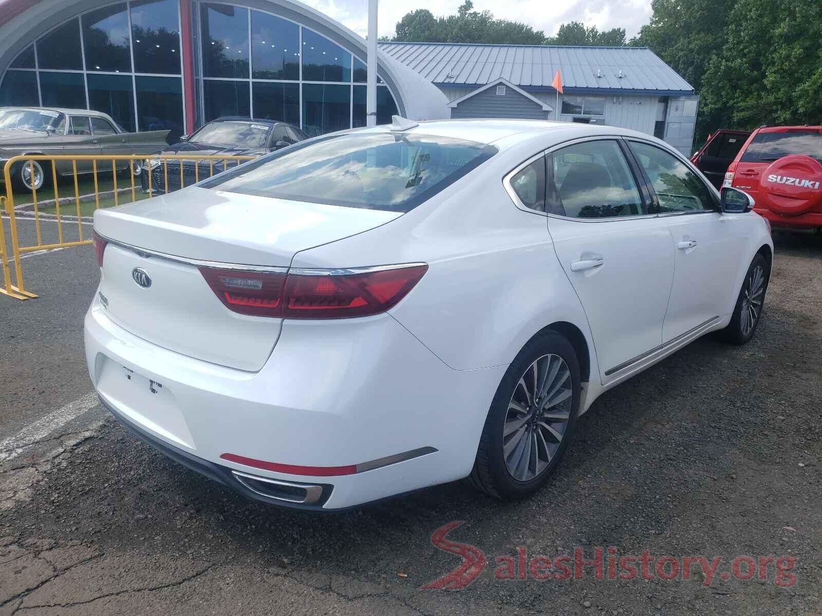 KNALB4J15H5039488 2017 KIA CADENZA