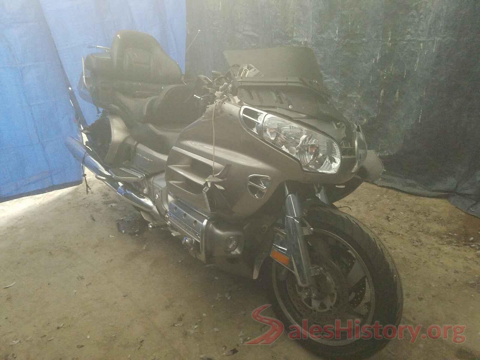 1hfsc47473a202239 2003 HONDA GL CYCLE