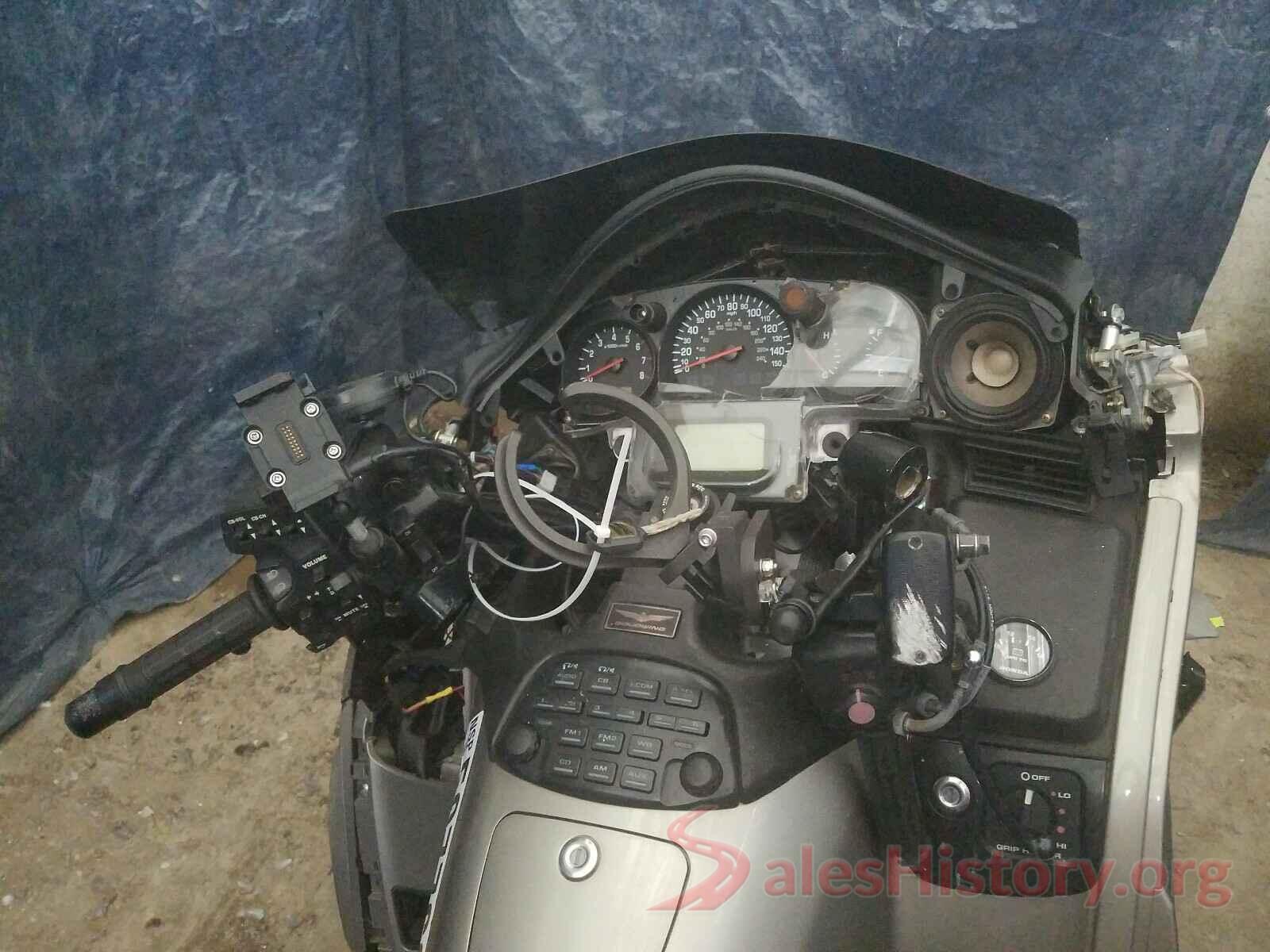 1hfsc47473a202239 2003 HONDA GL CYCLE