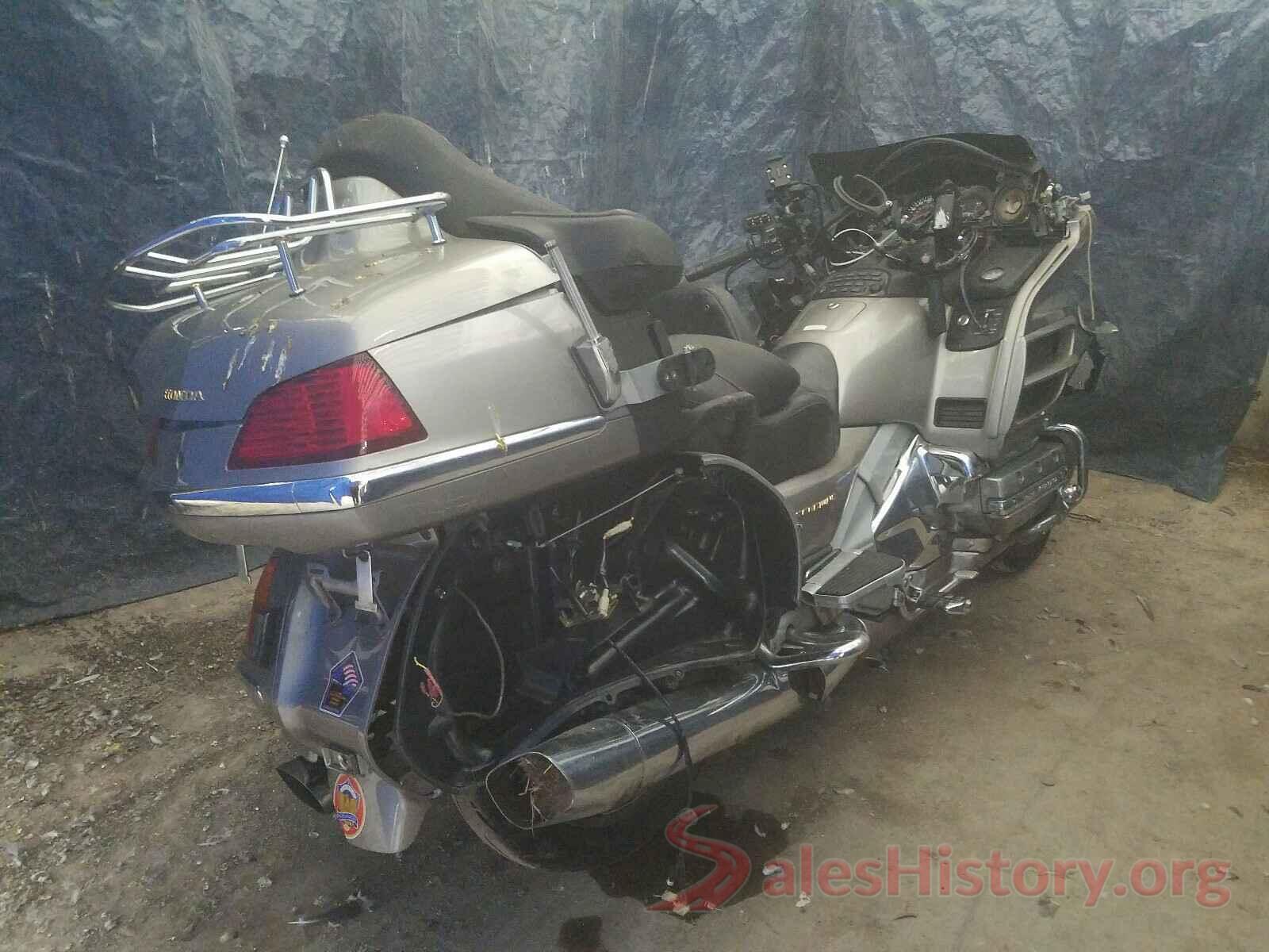 1hfsc47473a202239 2003 HONDA GL CYCLE