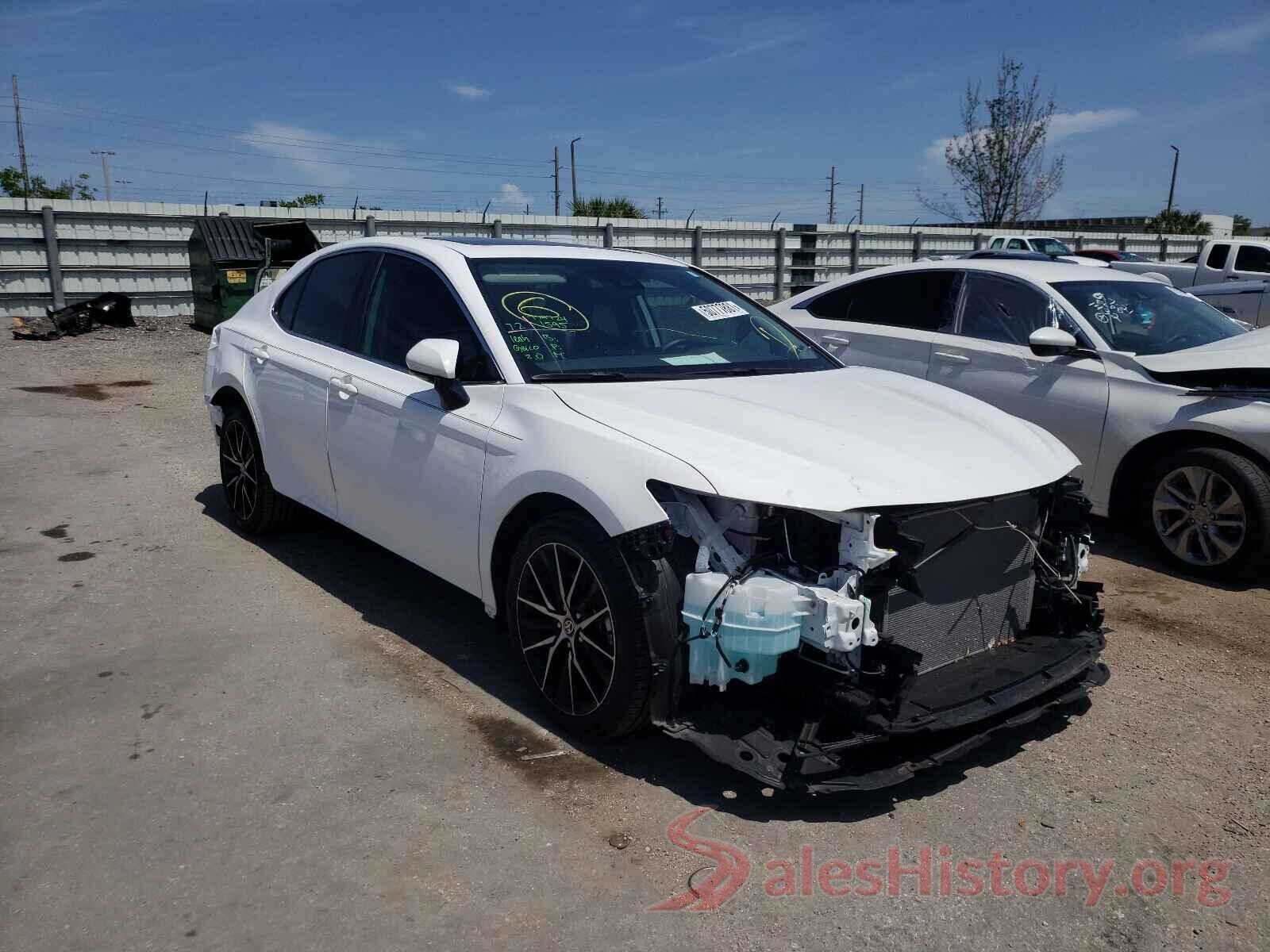 4T1G11AK4MU523047 2021 TOYOTA CAMRY