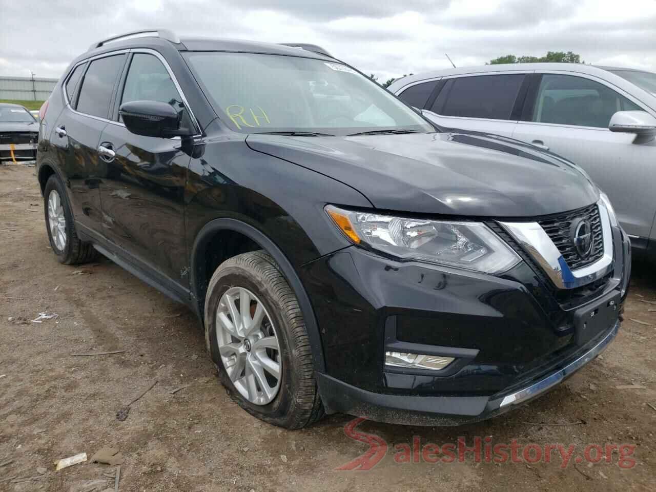 5N1AT2MVXJC820823 2018 NISSAN ROGUE