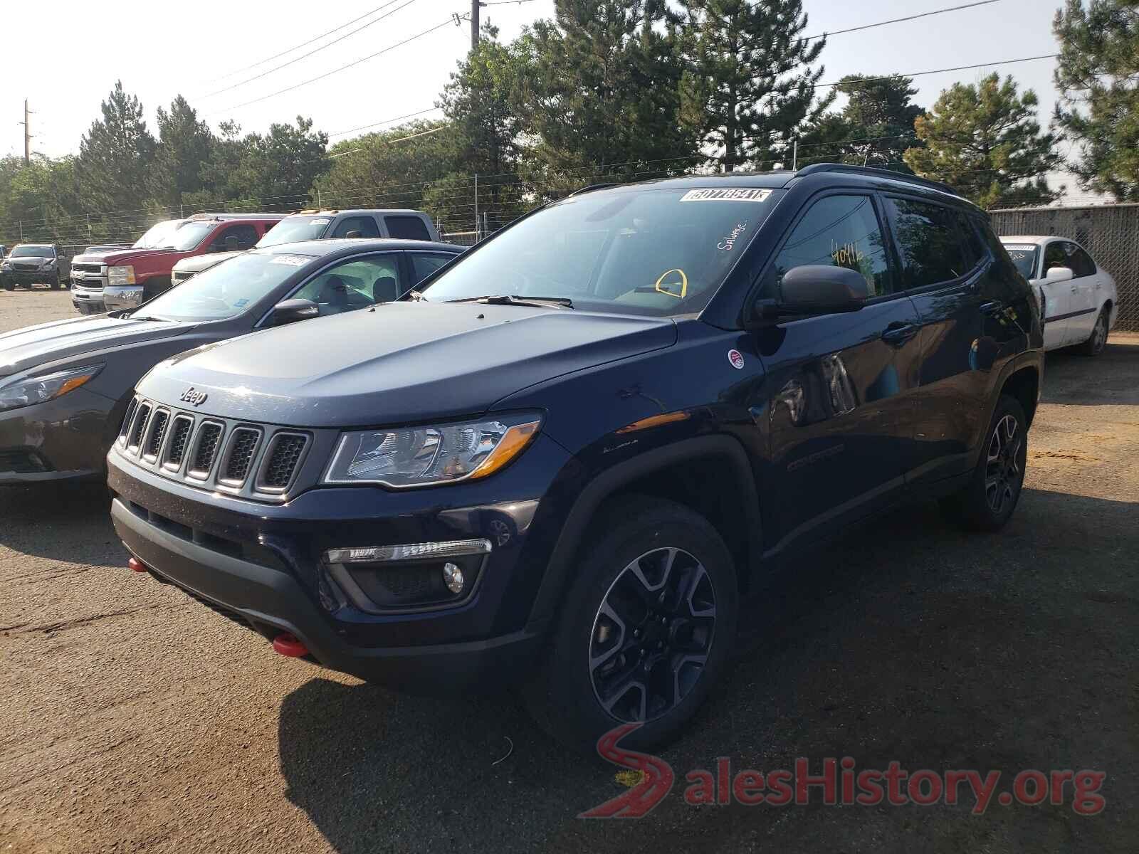 3C4NJDDBXKT739775 2019 JEEP COMPASS