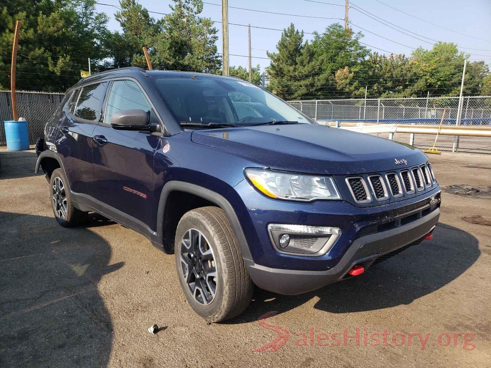 3C4NJDDBXKT739775 2019 JEEP COMPASS