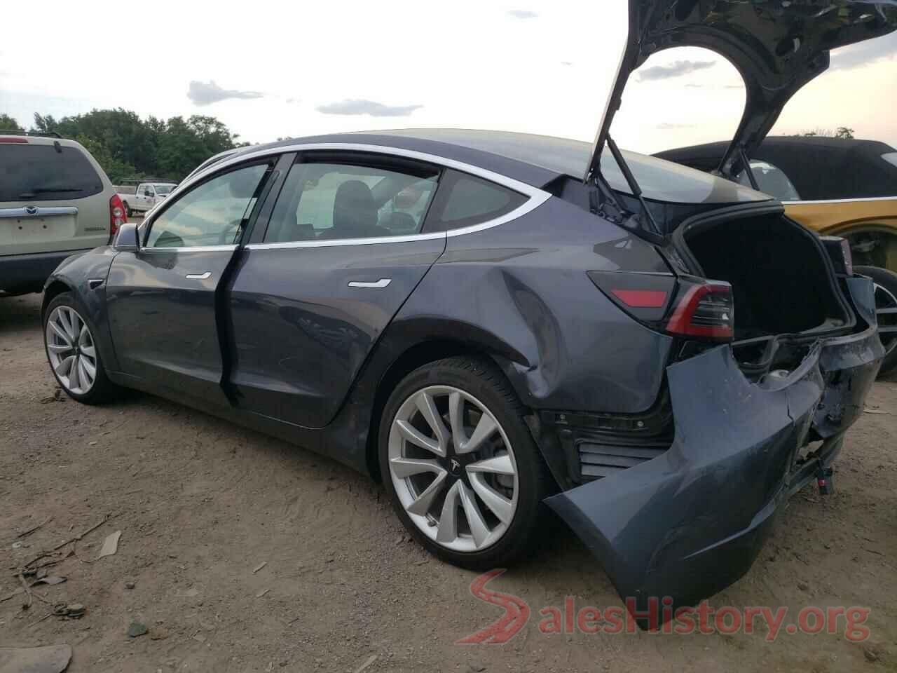 5YJ3E1EA0KF402031 2019 TESLA MODEL 3