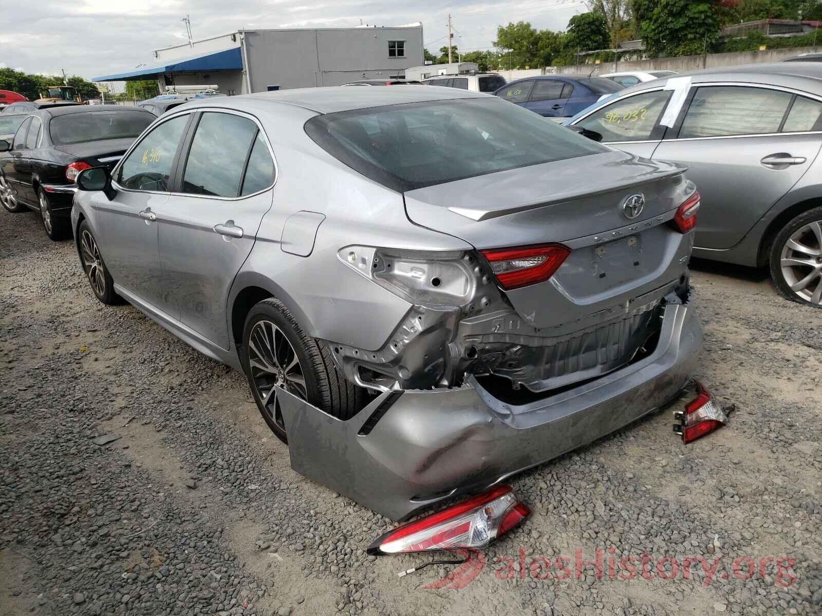 4T1B11HK1JU591639 2018 TOYOTA CAMRY