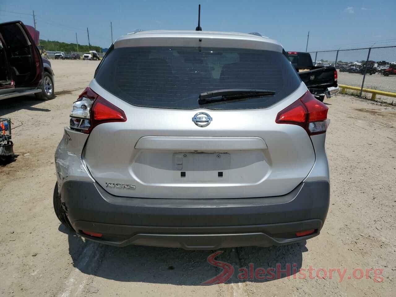 3N1CP5CUXKL548813 2019 NISSAN KICKS