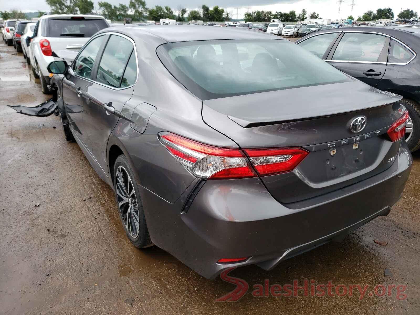 4T1B11HKXJU529477 2018 TOYOTA CAMRY