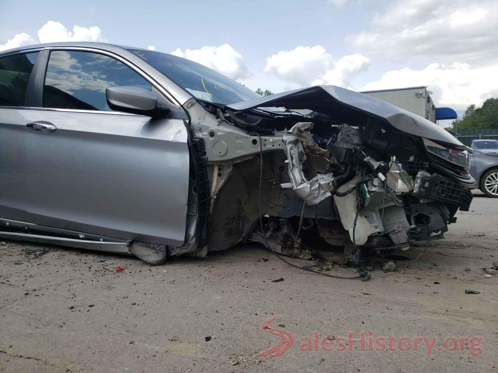 1HGCR2F58HA284888 2017 HONDA ACCORD