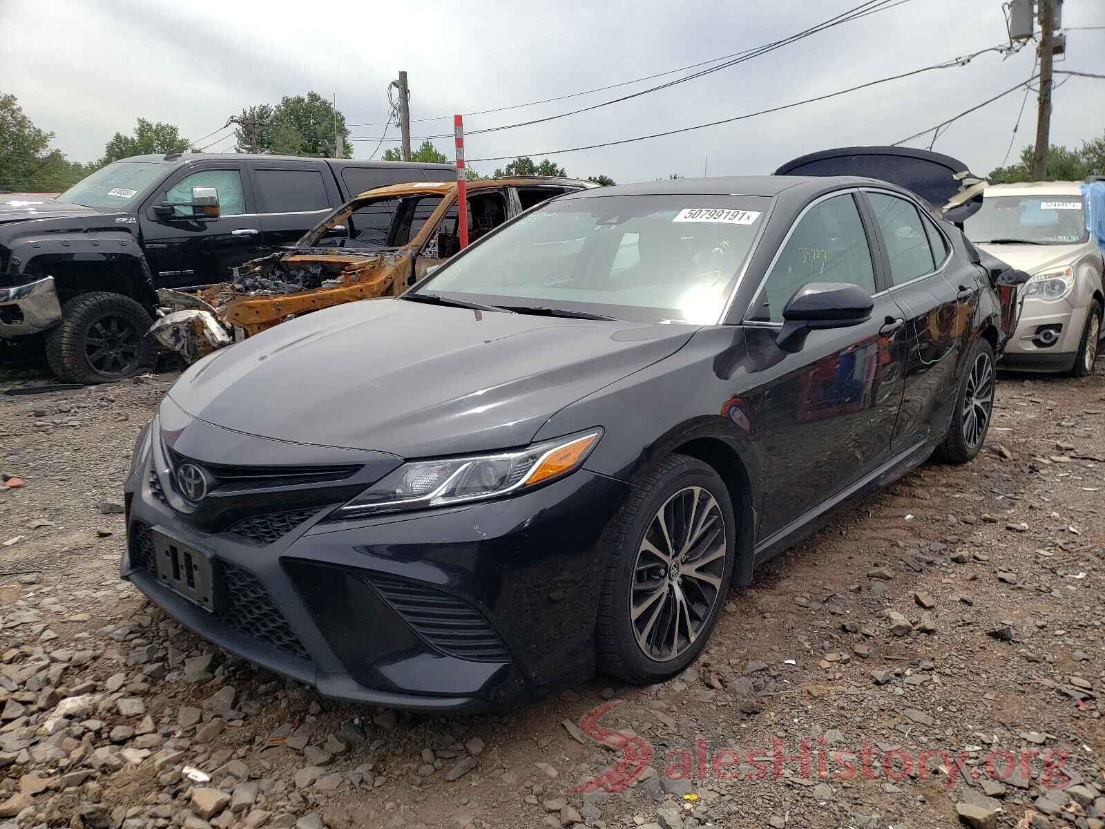 4T1B11HK2JU674514 2018 TOYOTA CAMRY