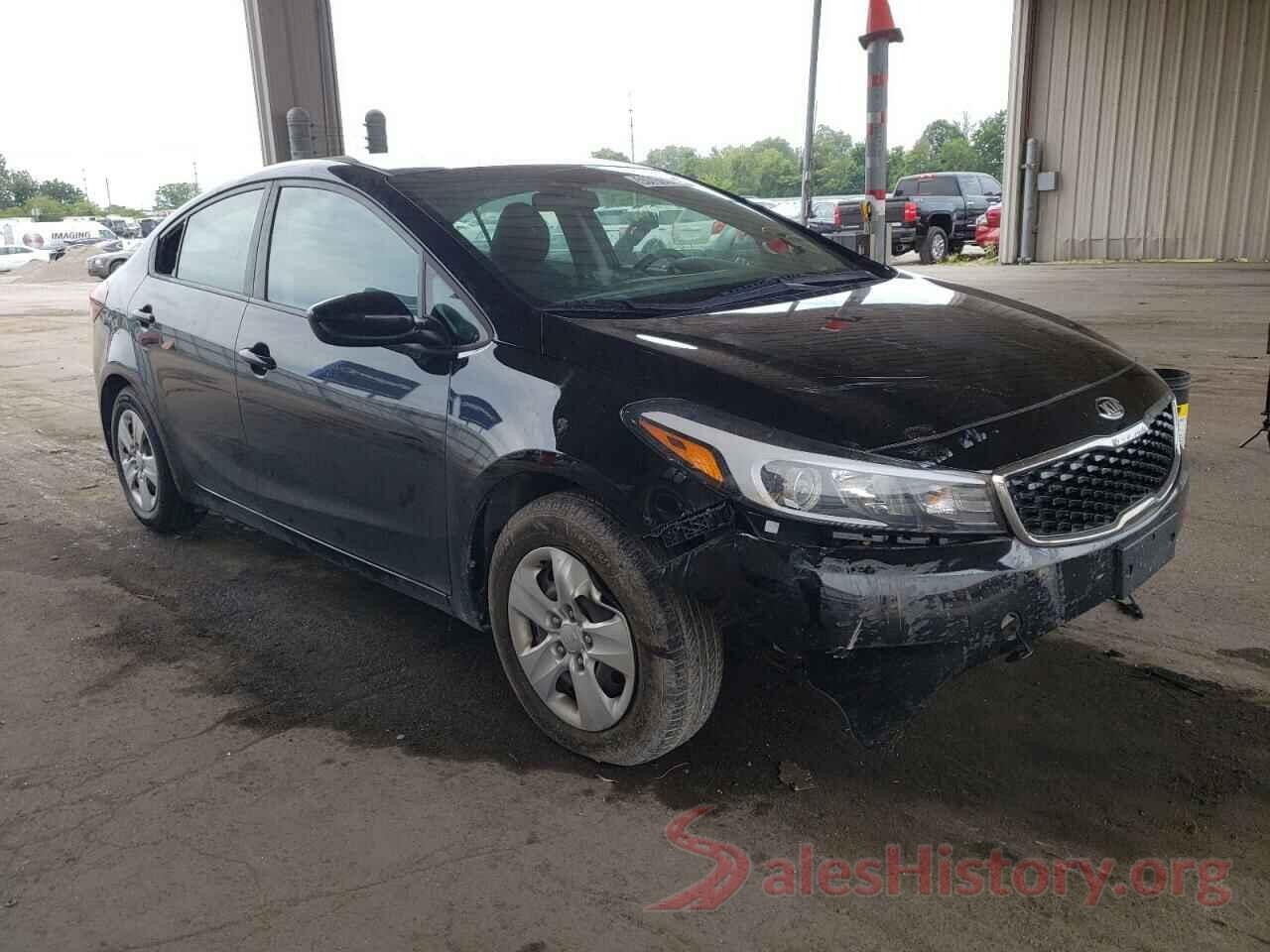 3KPFK4A75JE210075 2018 KIA FORTE