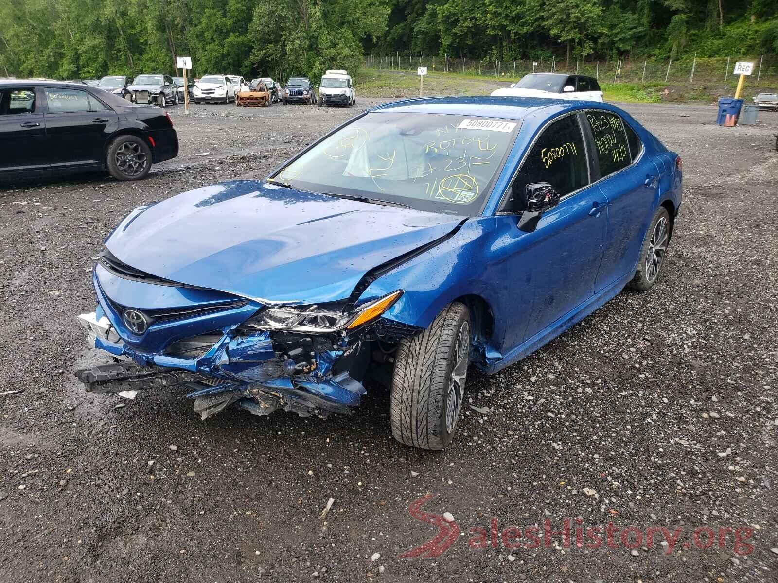 4T1B11HK9JU120662 2018 TOYOTA CAMRY