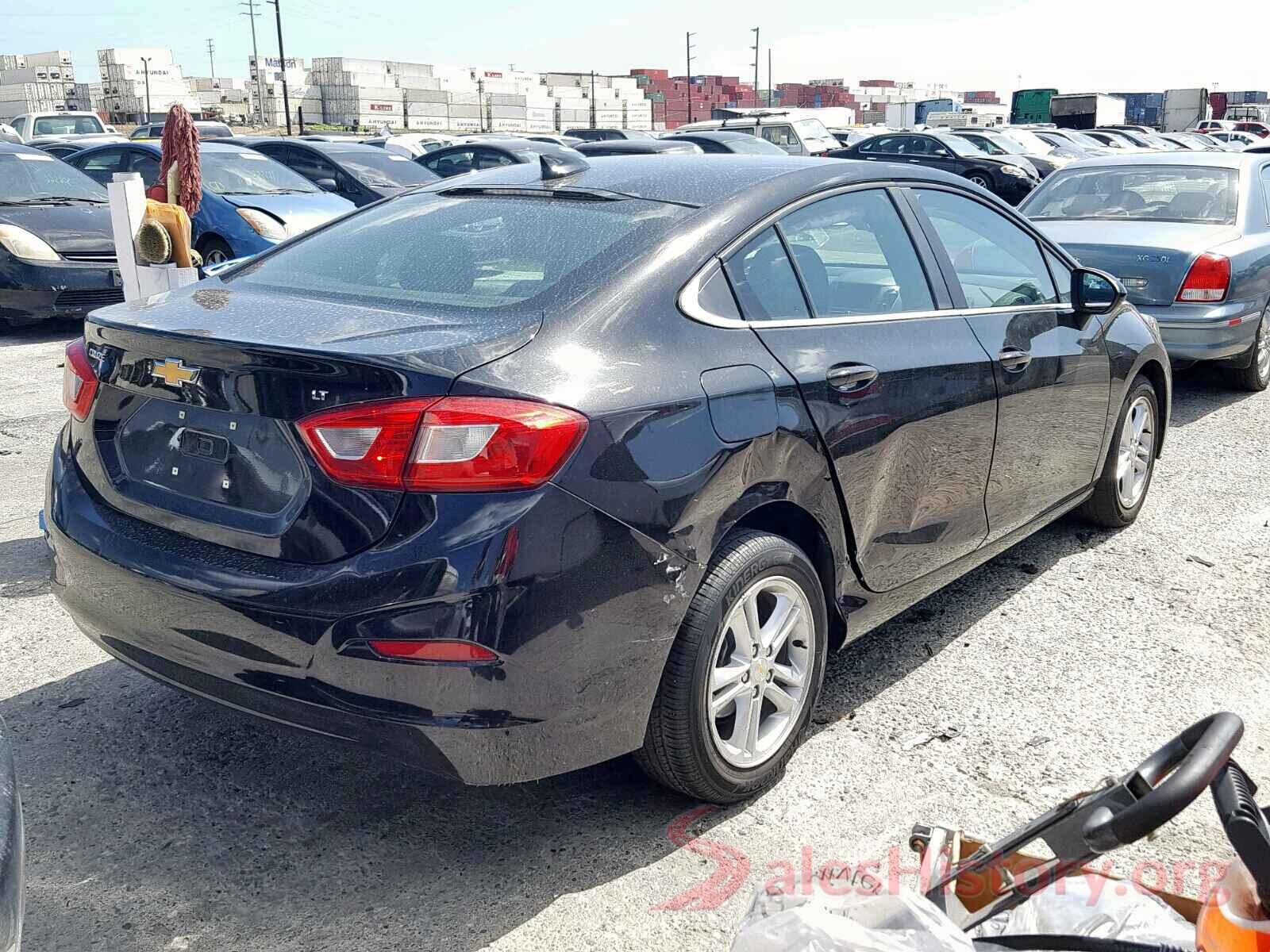 1G1BE5SM3J7102854 2018 CHEVROLET CRUZE