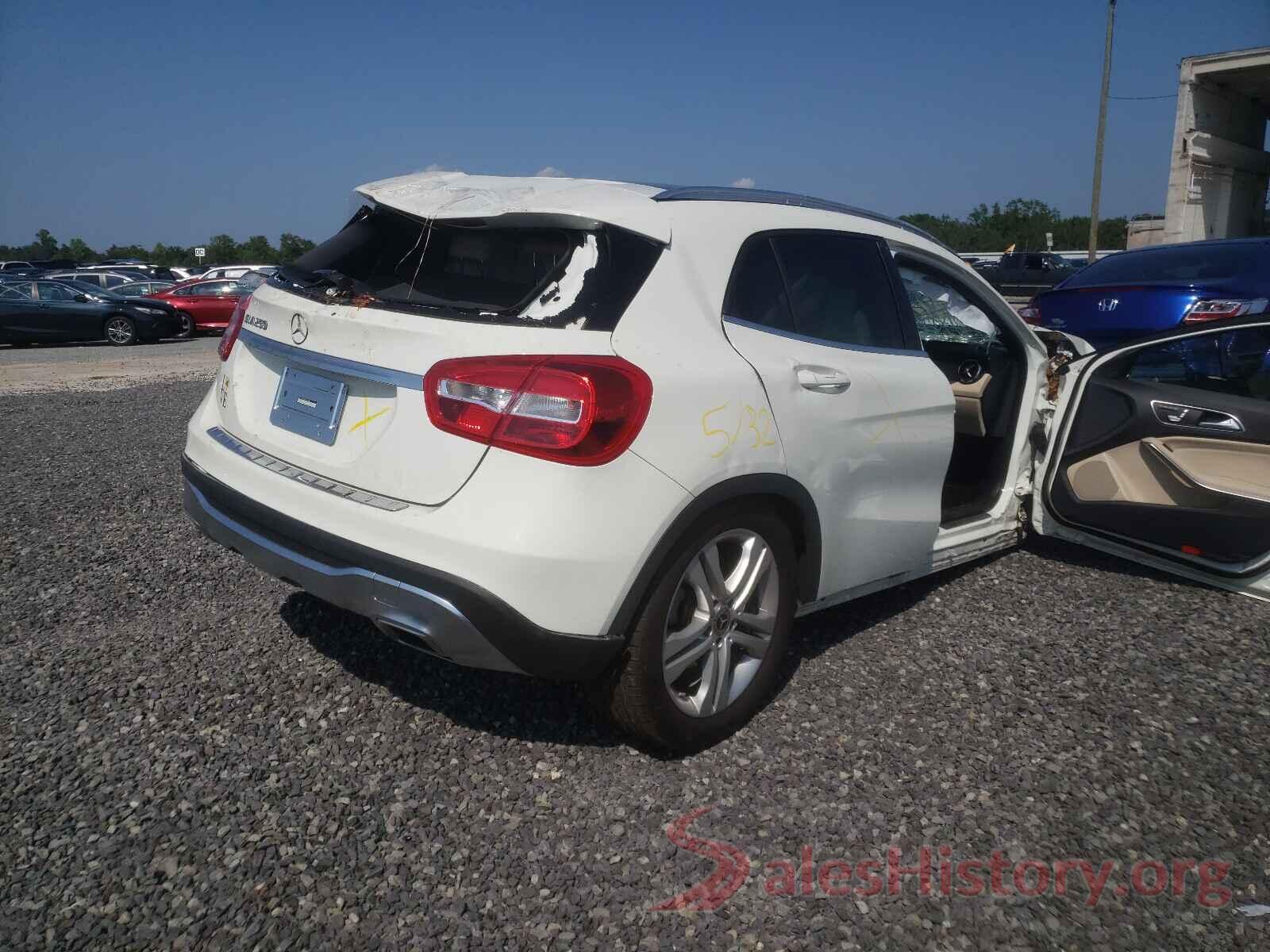 WDCTG4EBXJJ451582 2018 MERCEDES-BENZ GLA-CLASS